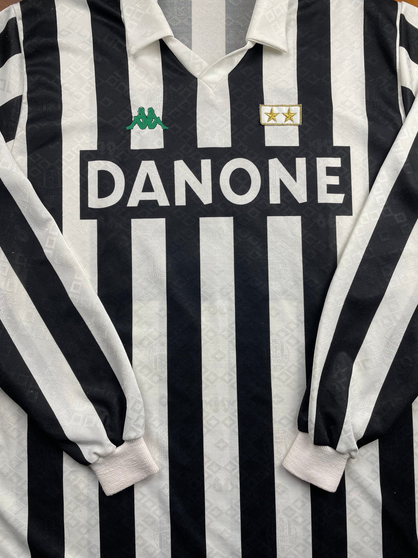 Match Shirt • Club • Juventus • 1993 • Kappa • Home • #8 • Antonio Conte • Match Worn