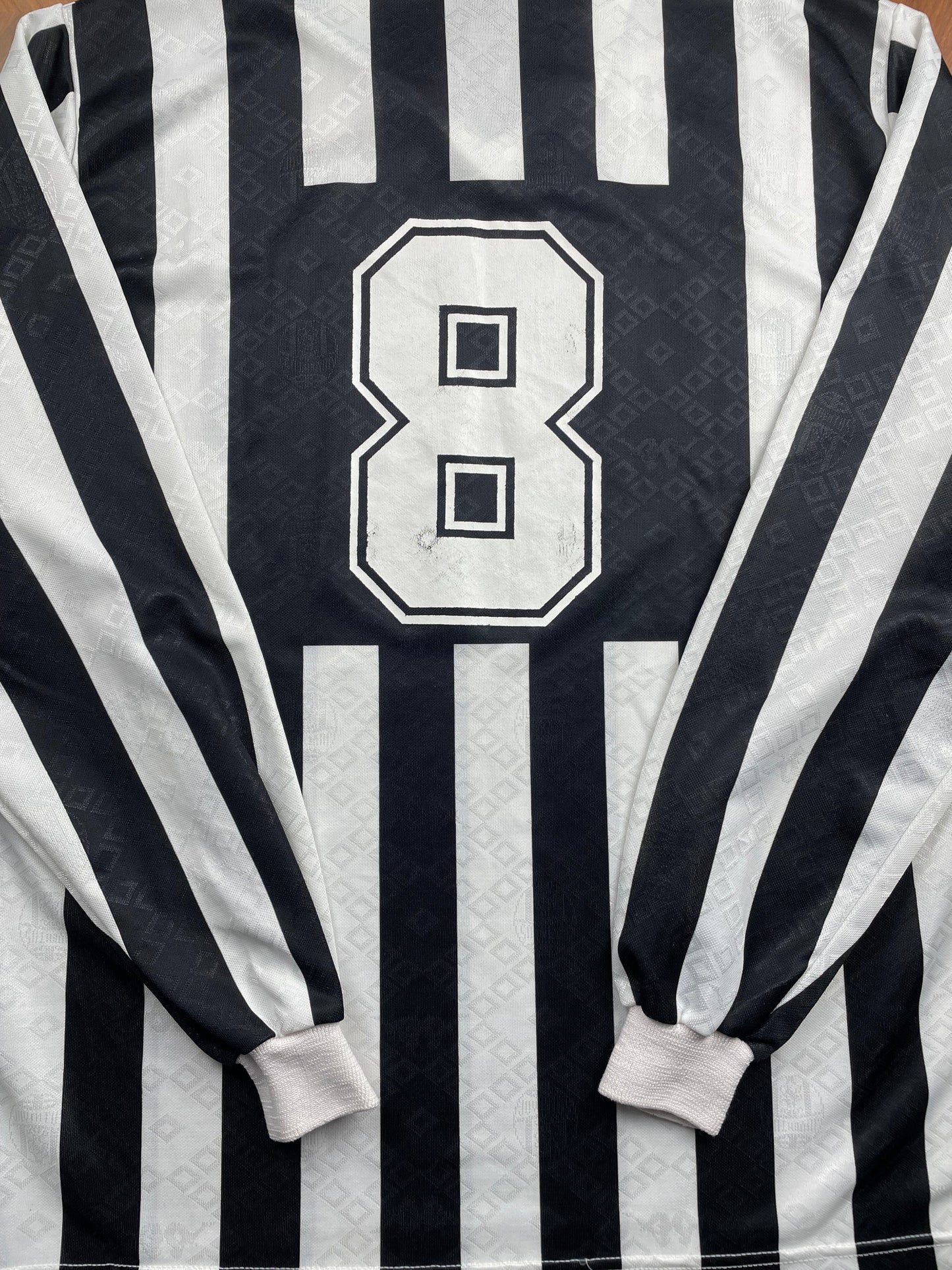 Match Shirt • Club • Juventus • 1993 • Kappa • Home • #8 • Antonio Conte • Match Worn