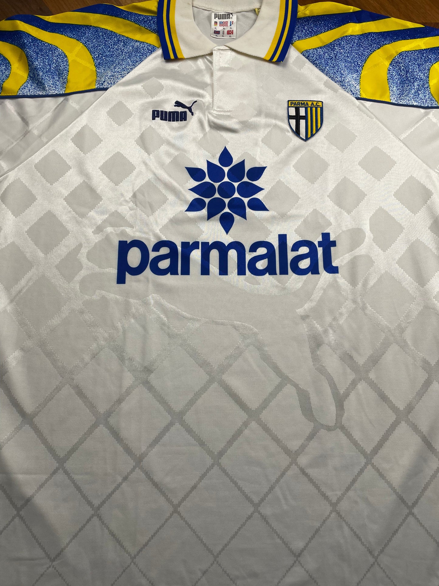Store Shirt • Parma • 1995 • Puma • Home • Size XL