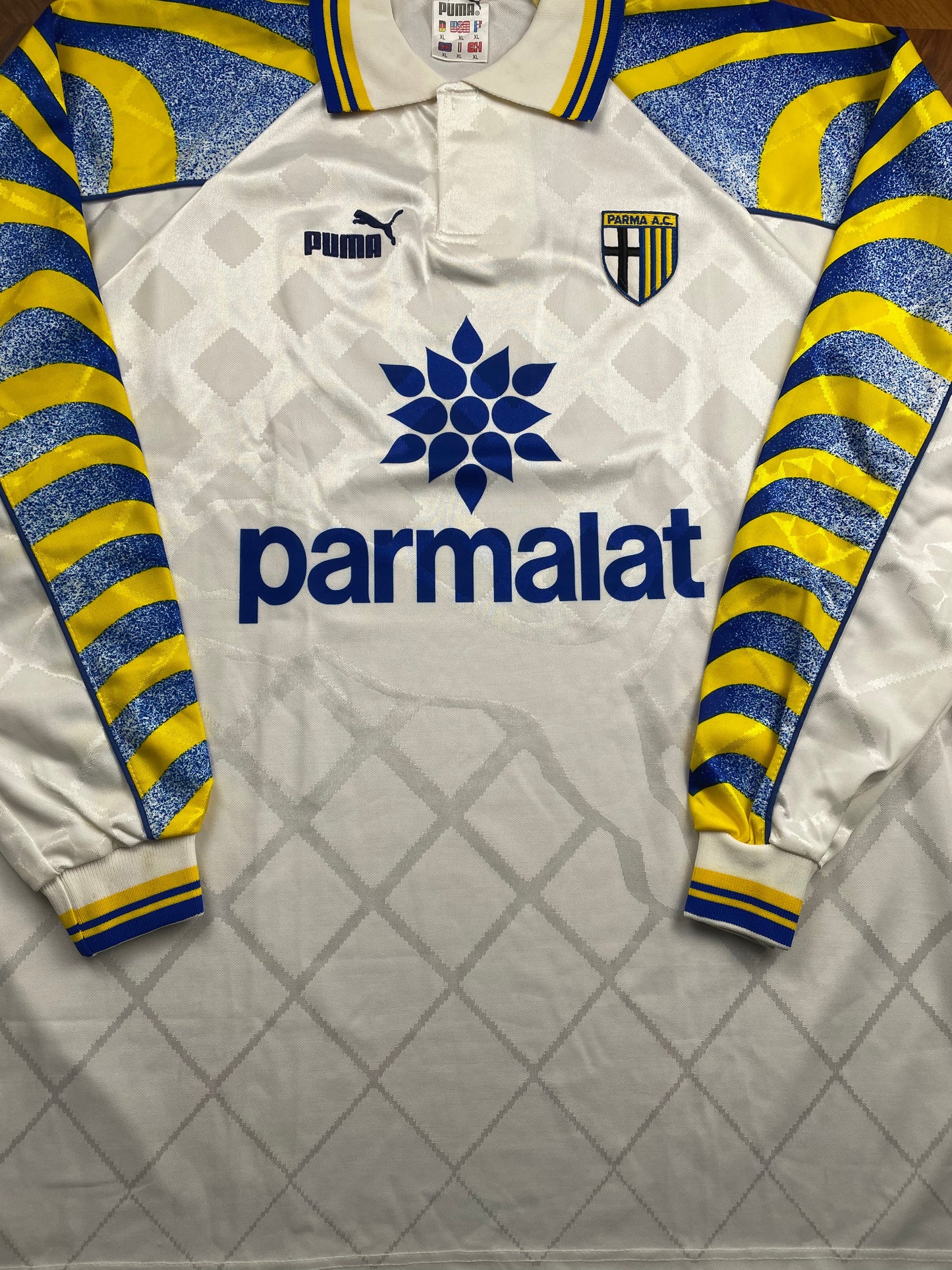 Store Shirt • Parma • 1995 • Puma • Home • Size XL