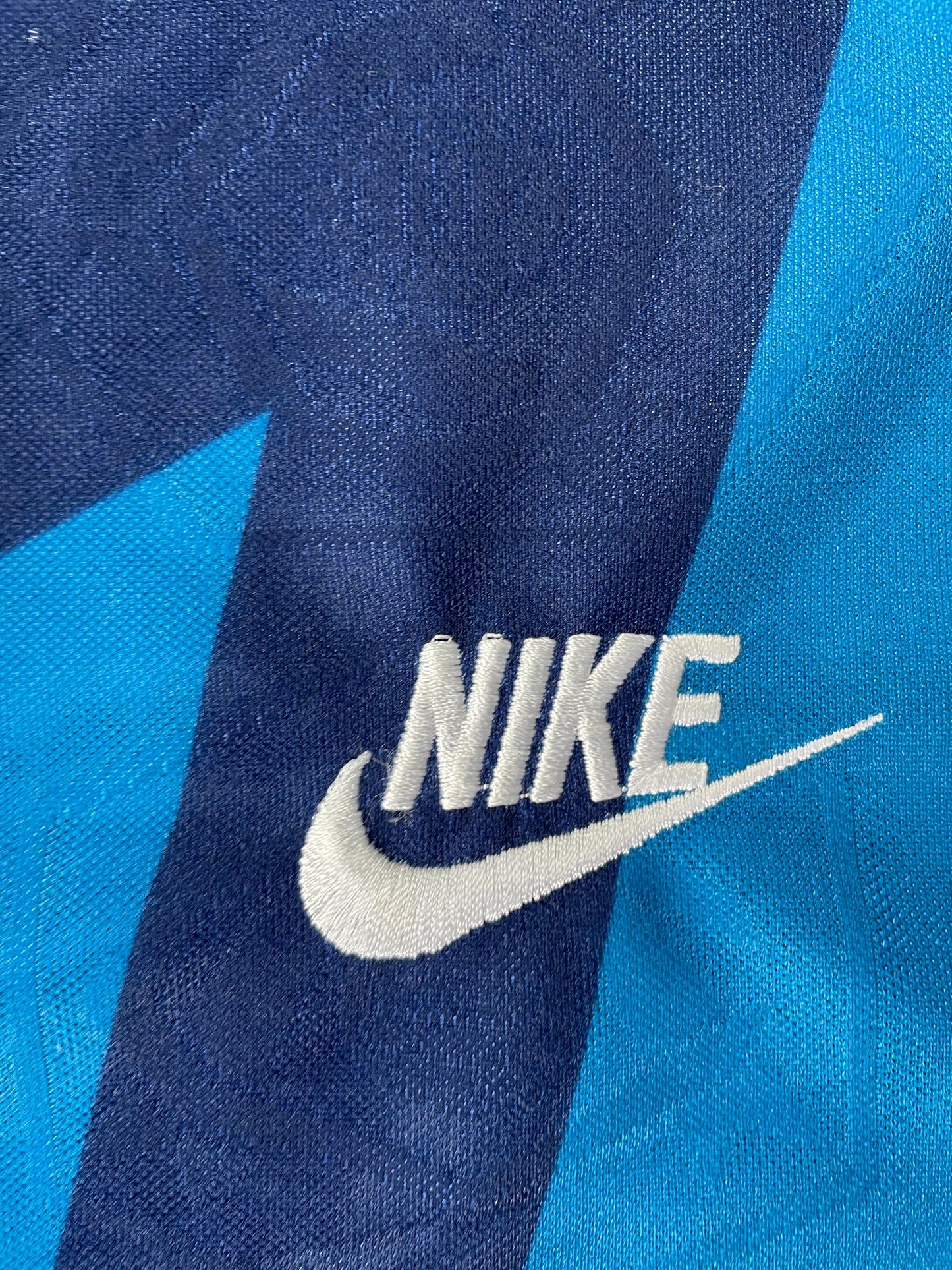 Store Shirt • Arsenal • 1995 • Nike • Away • Size L