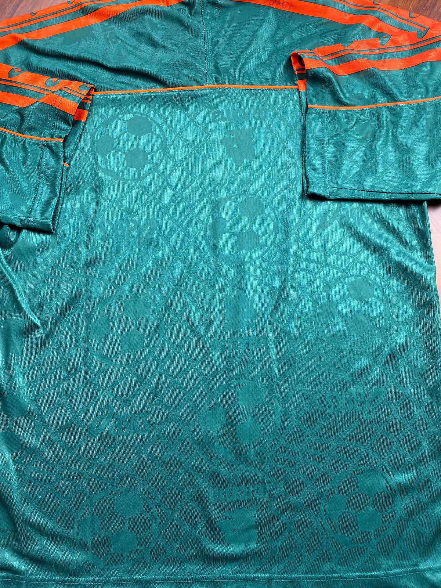 Store Shirt • Roma • 1995 • Asics • Third • Size XL