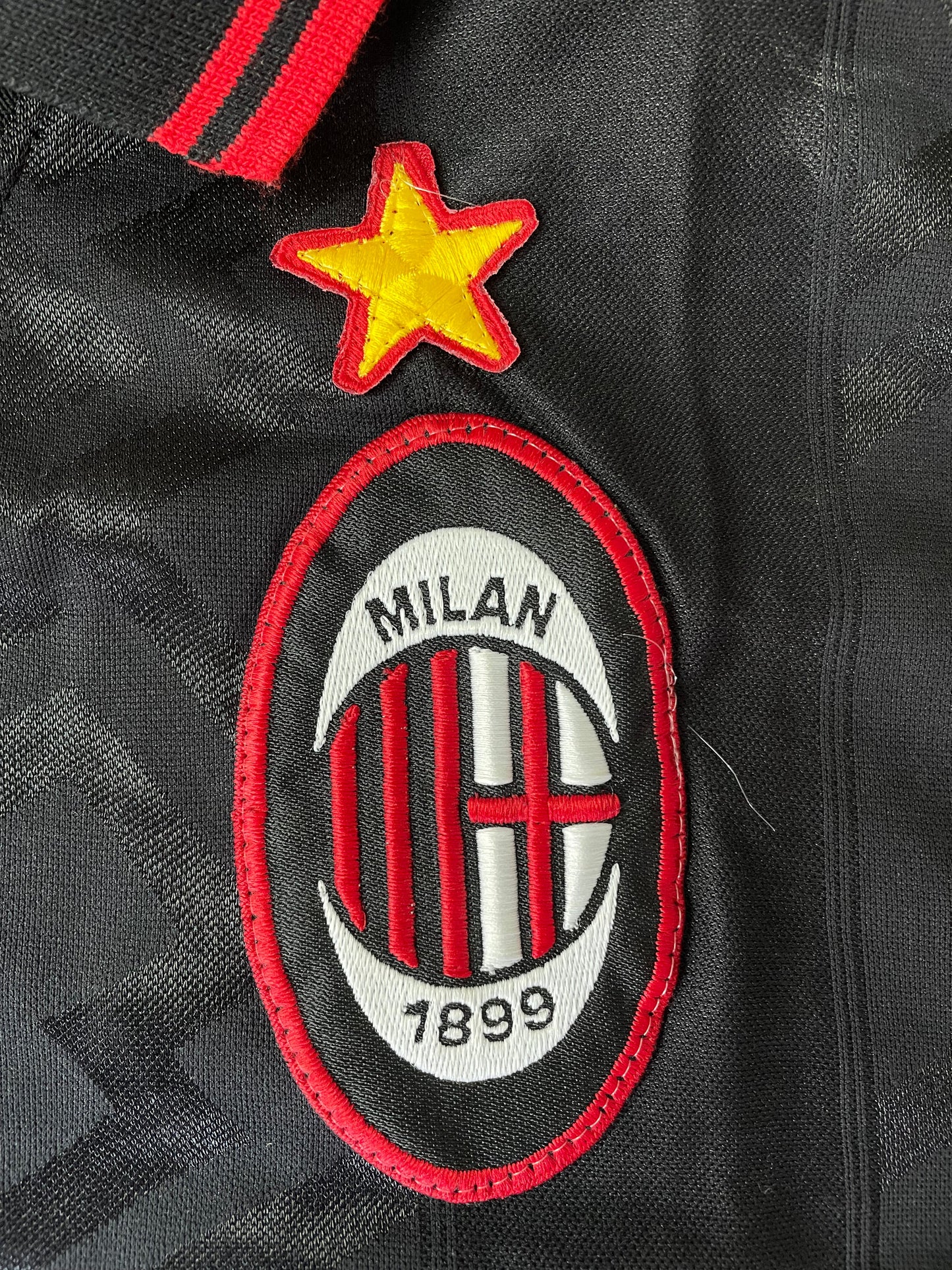 Store Shirt • AC Milan • 1996 • Lotto • Third • Size M • With Shorts