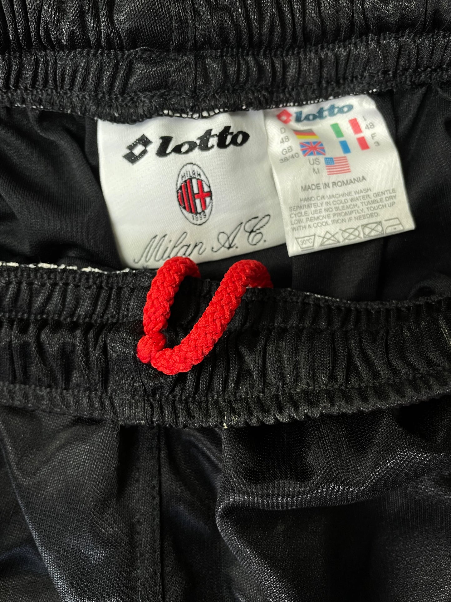 Store Shirt • AC Milan • 1996 • Lotto • Third • Size M • With Shorts