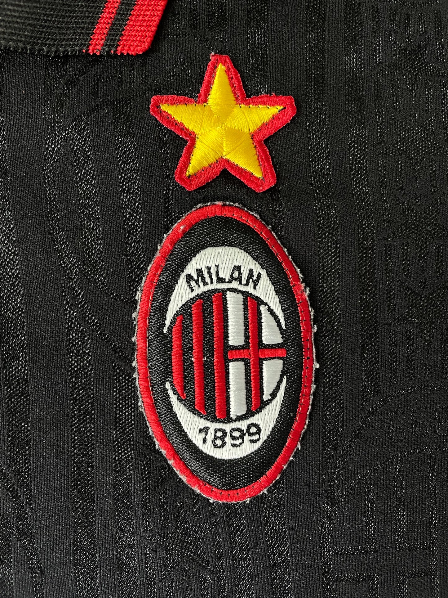 Store Shirt • AC Milan • 1997 • Lotto • Third • Size M 