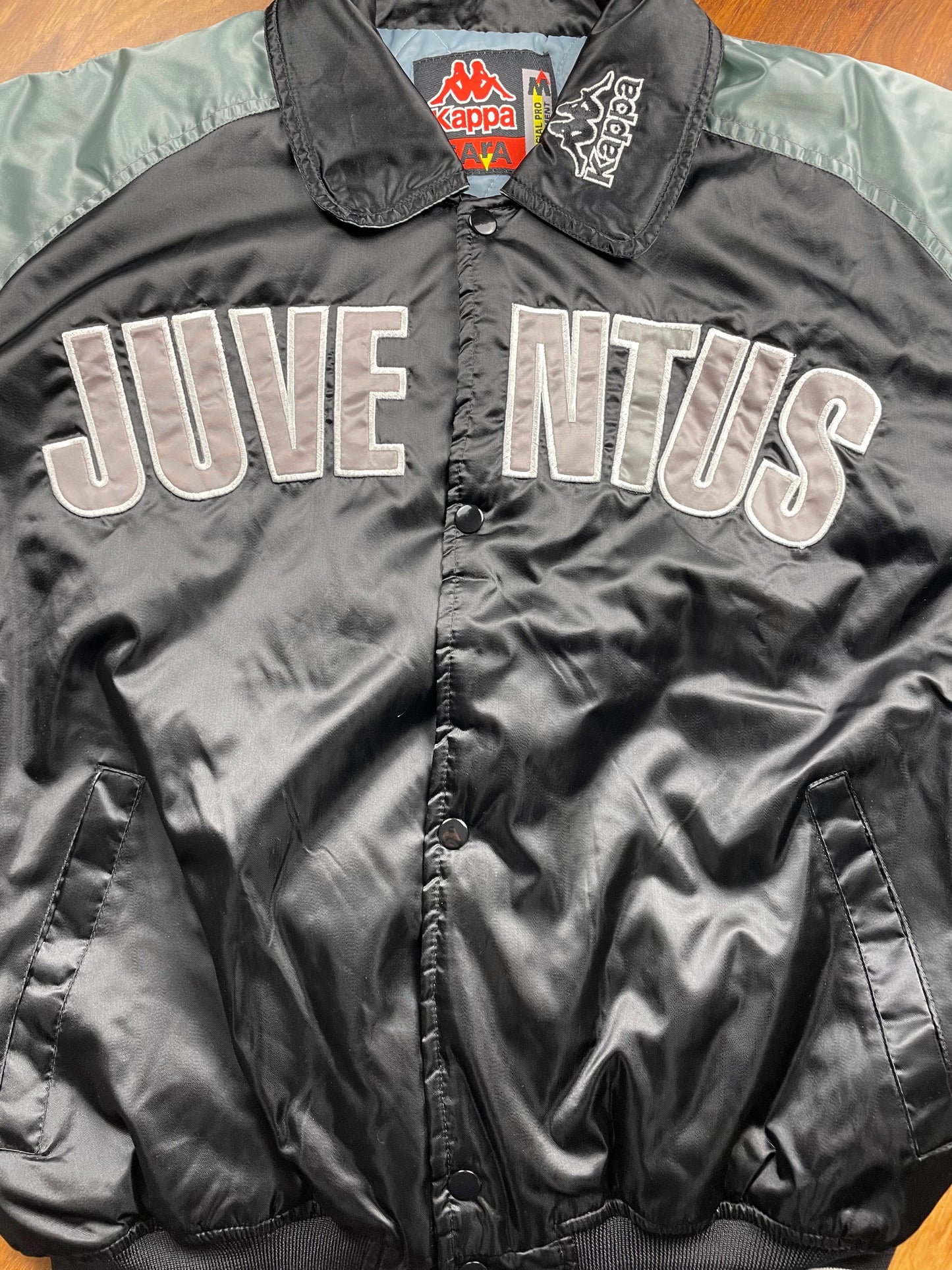 Store Top • Bomber • Juventus • 1995 • Kappa • Size M