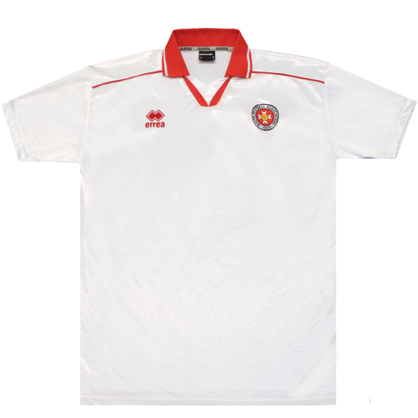 Malta 2001-2002 Away Shirt (Excellent) M
