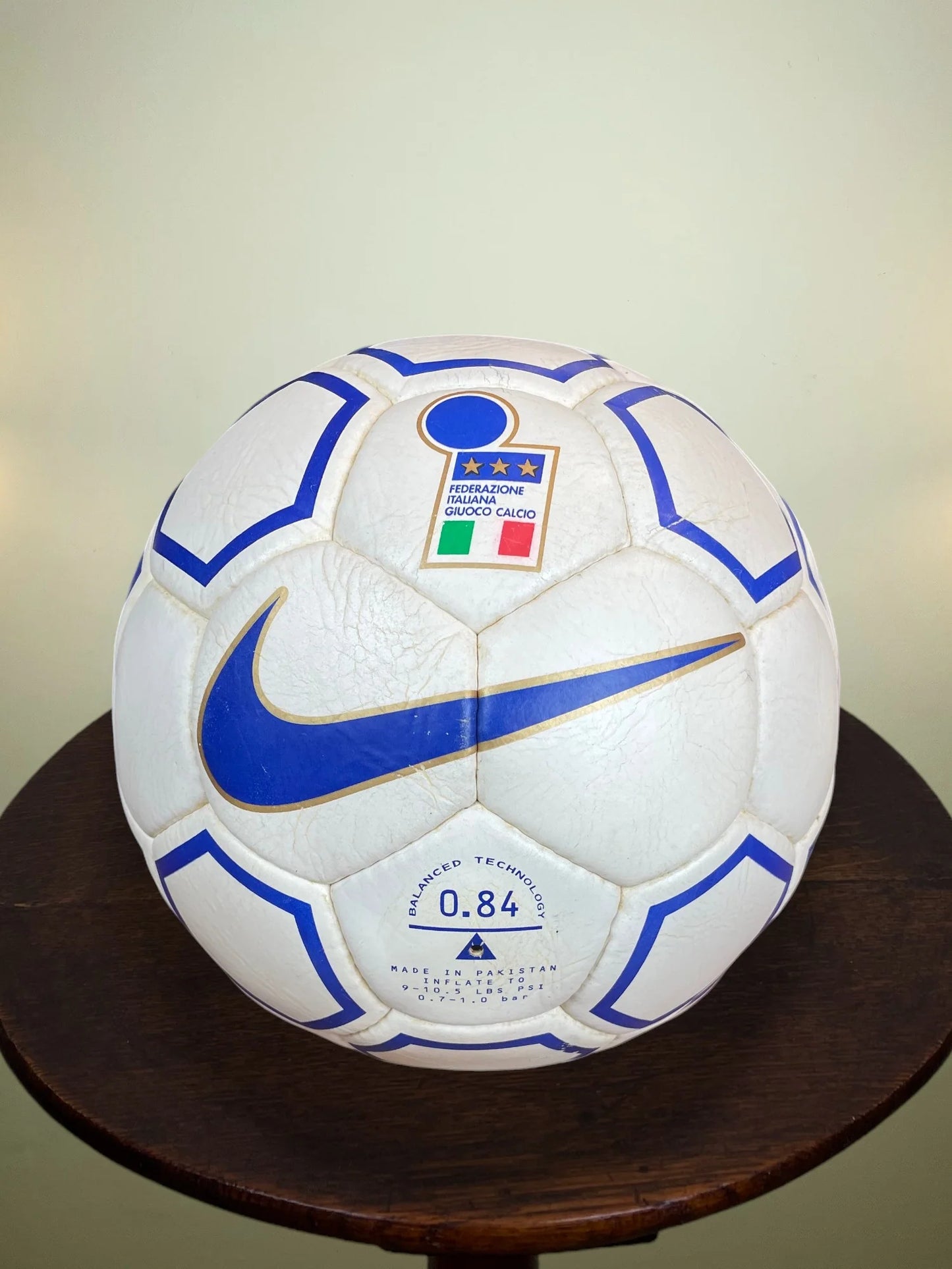 Memorabilia • Match Ball • Nike • 1997 • Italy vs Moldova • Euro 96 Qualifiers