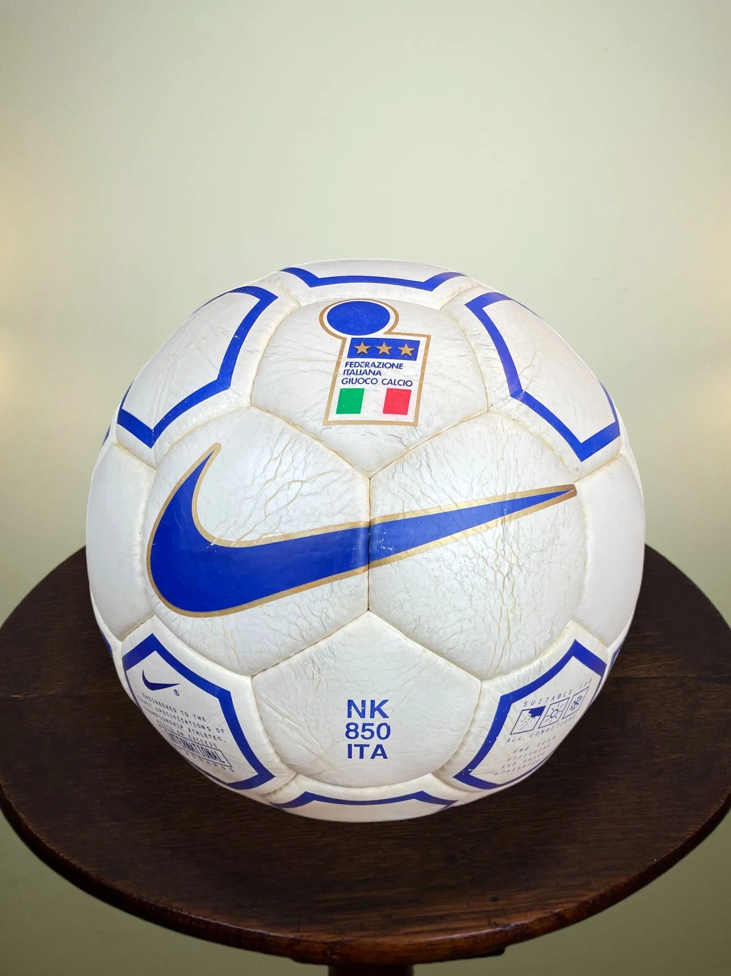 Memorabilia • Match Ball • Nike • 1997 • Italy vs Moldova • Euro 96 Qualifiers