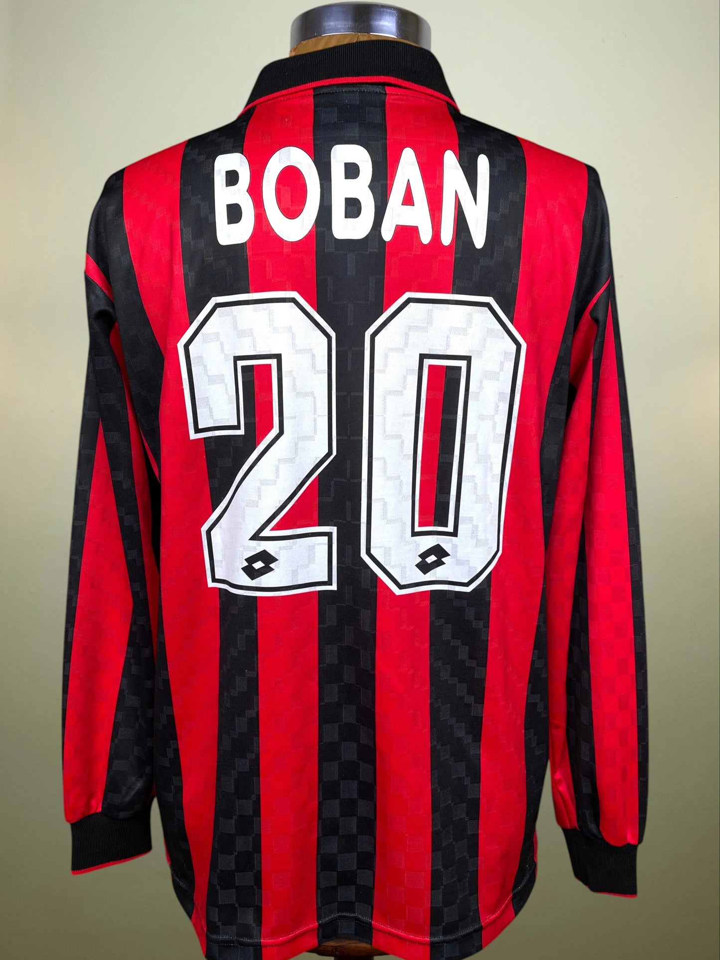 Match Shirt • Club • AC Milan • 1995 • Lotto • Home • #20 • Zvonimir Boban • Match Worn