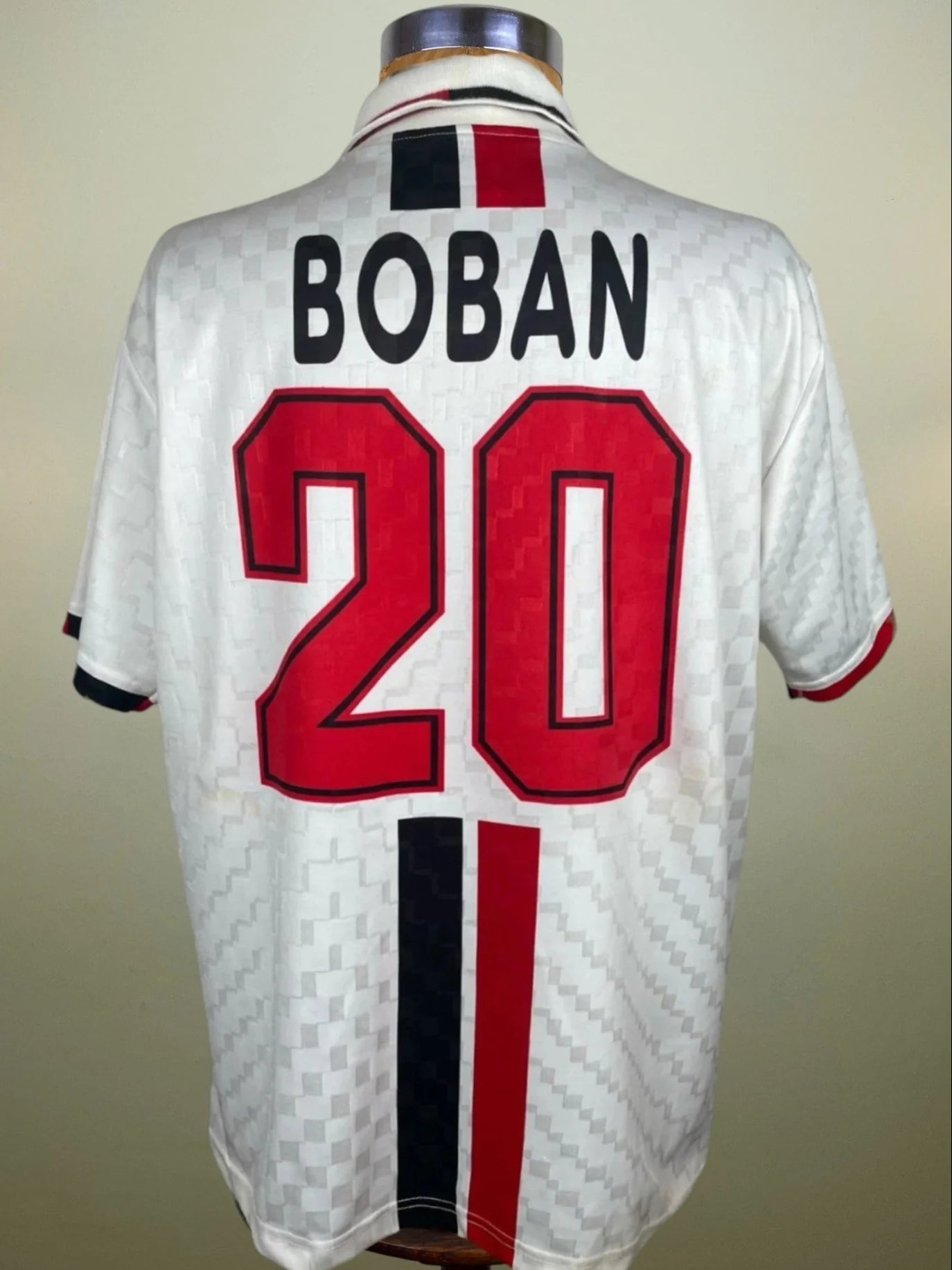 Match Shirt • Club • AC Milan • 1995 • Lotto • Away • #20 • Zvonimir Boban • Match Worn