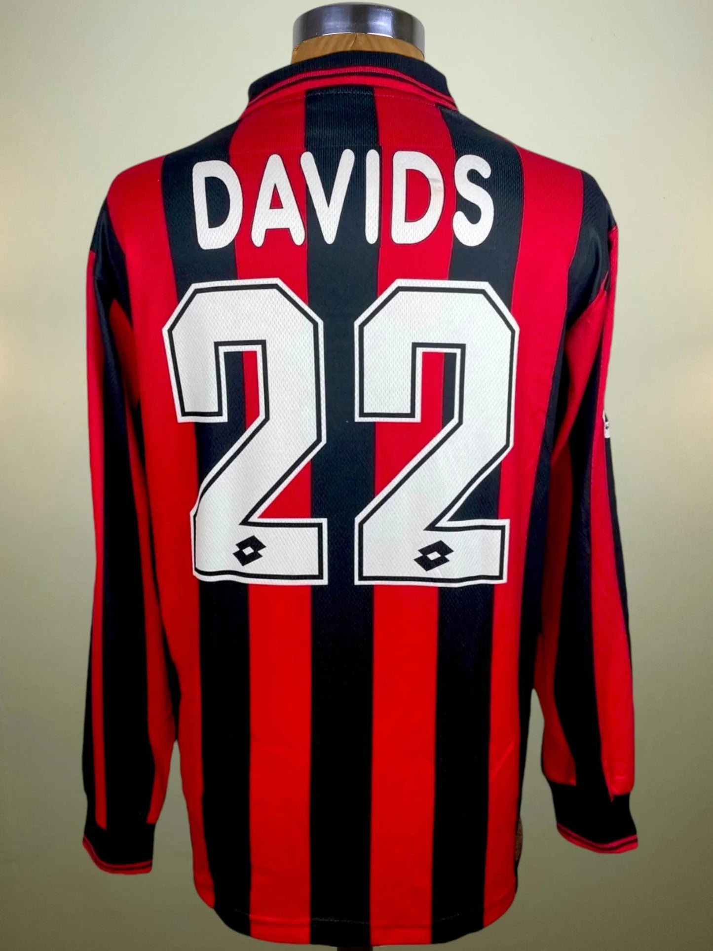 Match Shirt • Club • AC Milan • 1996 • Lotto • Home • #22 • Edgar Davids • vs Inter Milan