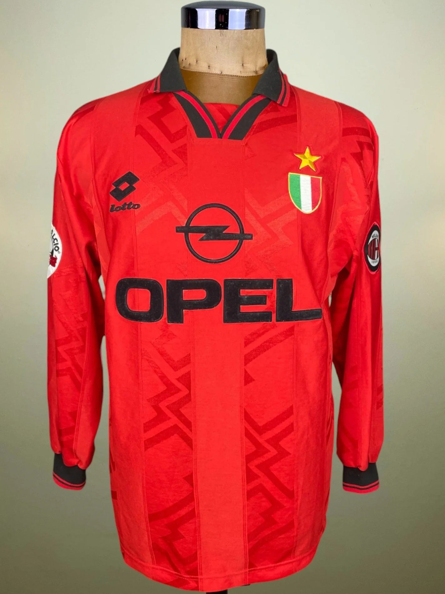 Match Shirt • Club • AC Milan • 1996 • Lotto • Fourth • #18 • Roberto Baggio • vs Juventus