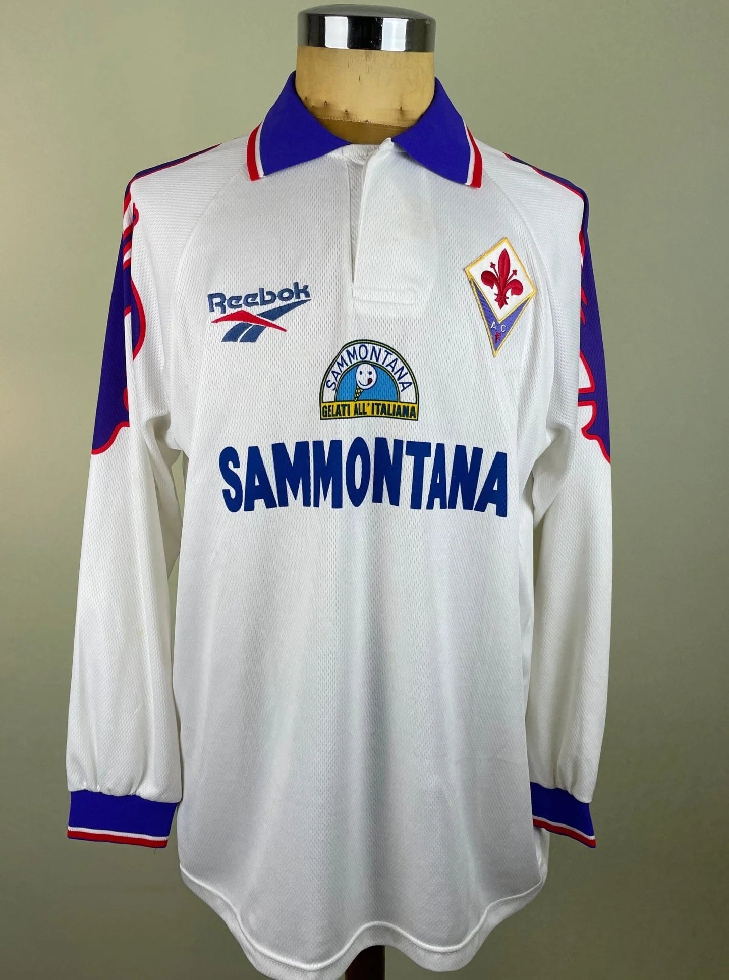 Match Shirt • Club • Fiorentina • 1995 • Reebok • Away • #9 • Gabriel Batistuta • Match Worn