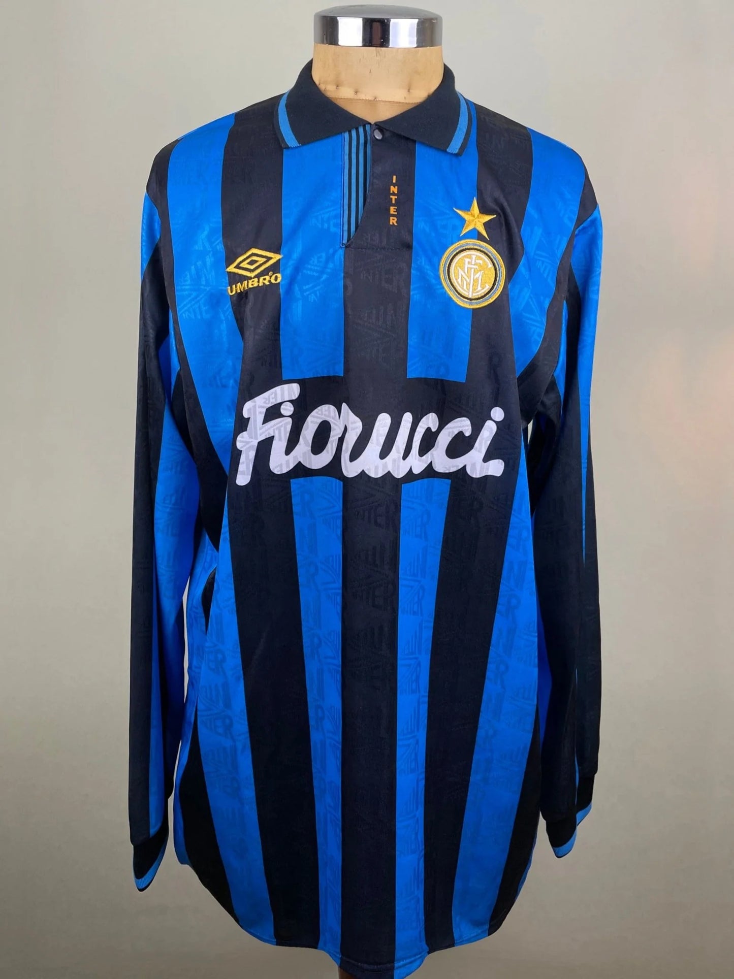 Match Shirt • Club • Inter • 1993 • Umbro • Home • #10 • Dennis Bergkamp • Match Worn