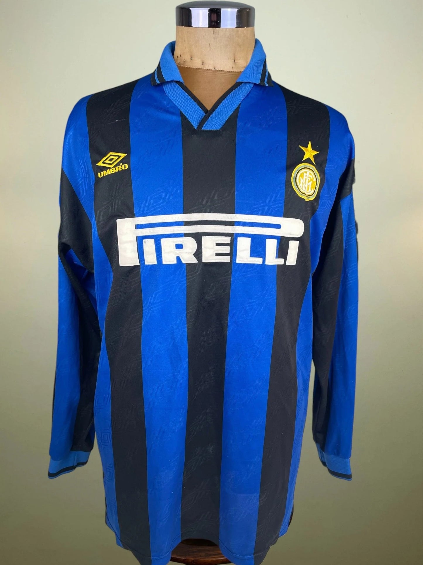 Match Shirt • Club • Inter • 1995 • Umbro • Home • #18 • Nicola Berti • Match Worn