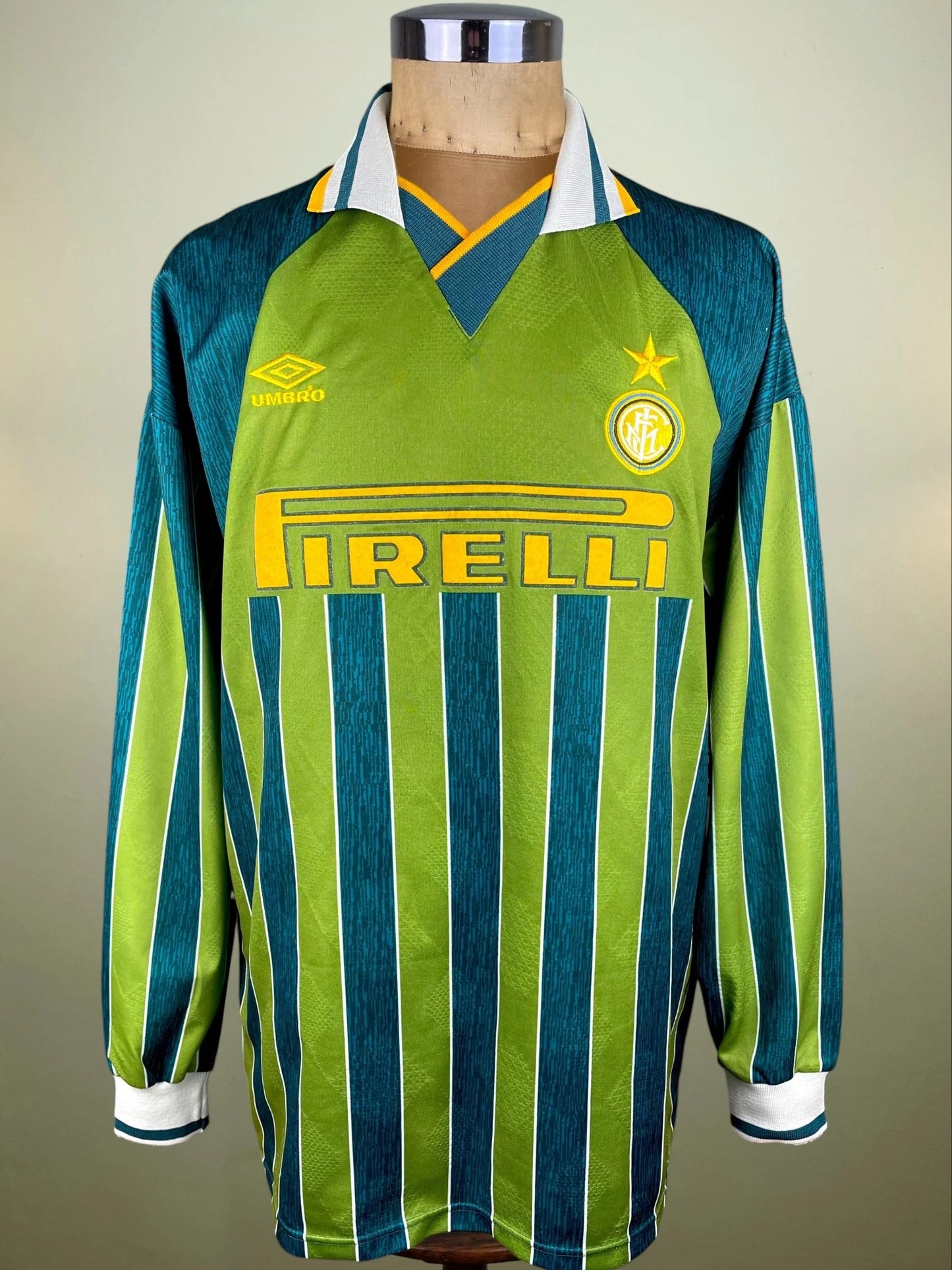 Match Shirt • Club • Inter • 1995 • Umbro • Third • #7 • Pierluigi Orlandini • Match Prepared