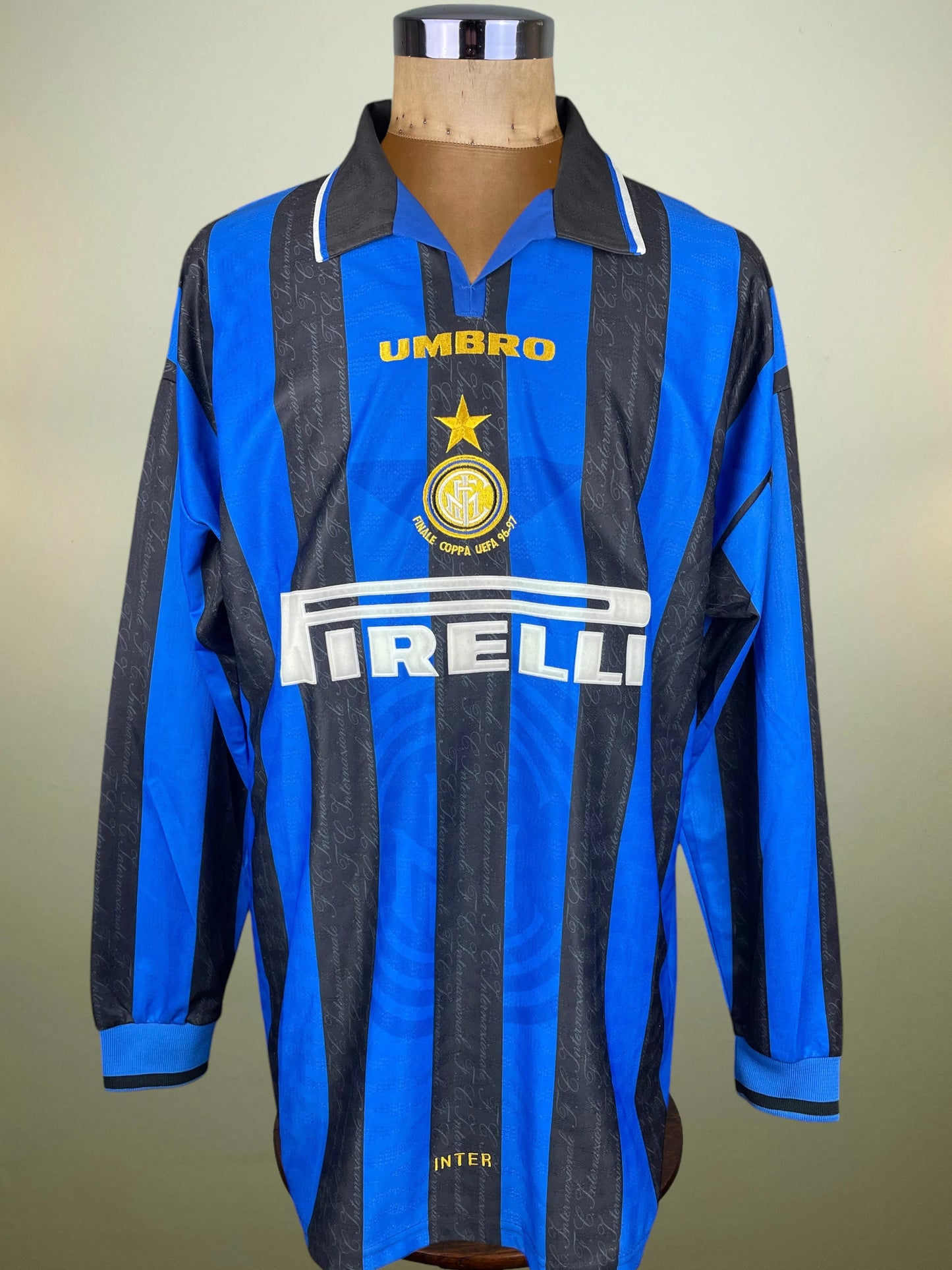 Match Shirt • Club • Inter • 1996 • Umbro • Home • #8 • Paul Ince • UEFA Cup Final • Match Prepared