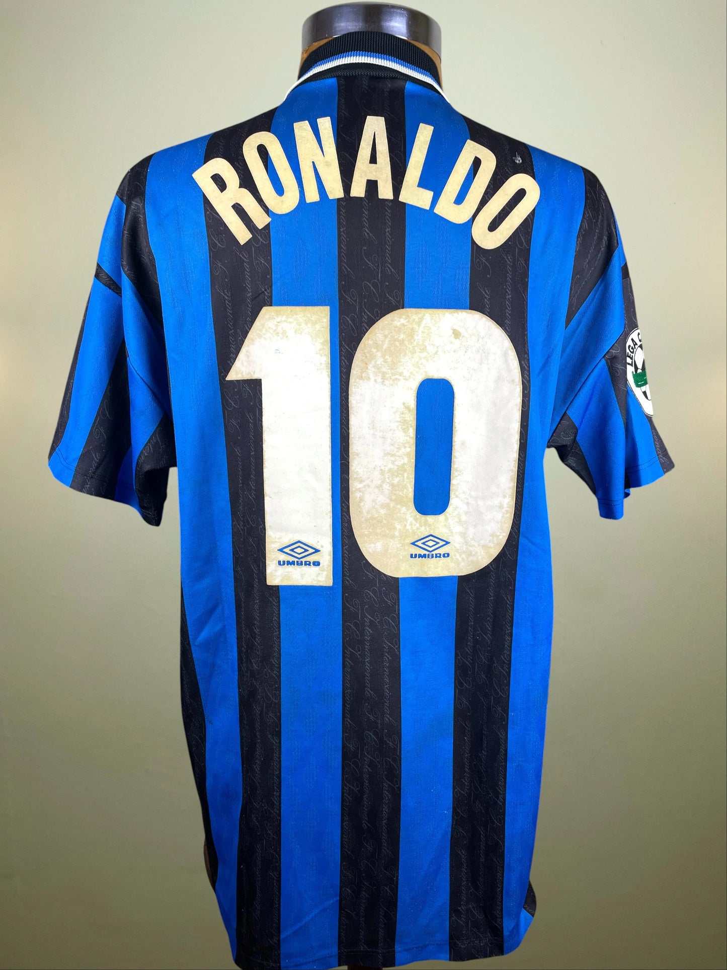 Match Shirt • Club • Inter • 1997 • Umbro • Home • #10 • Ronaldo • vs Piacenza