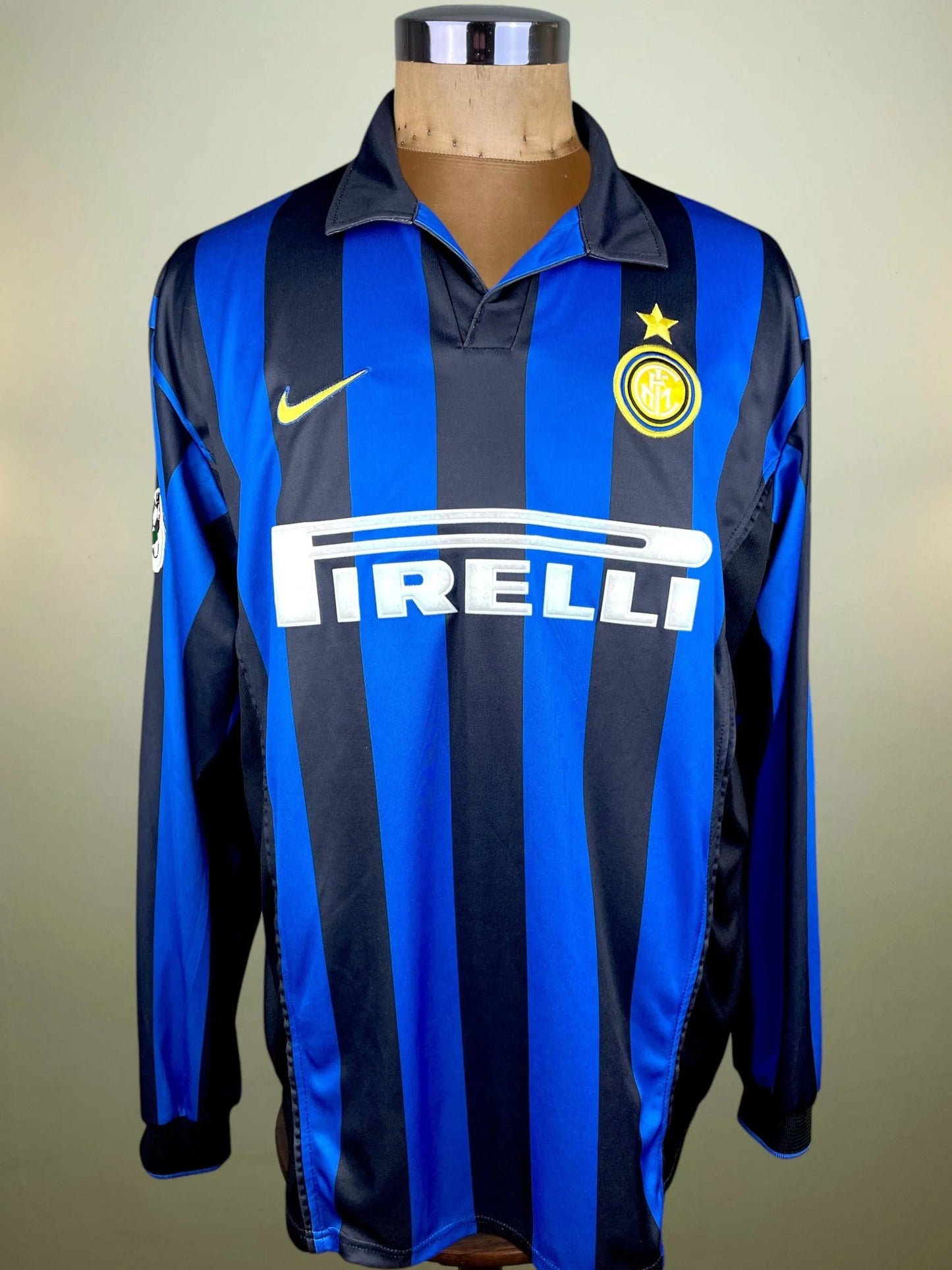 Match Shirt • Club • Inter • 1998 • Nike • Home • #18 • Ivan Zamorano • Match Worn