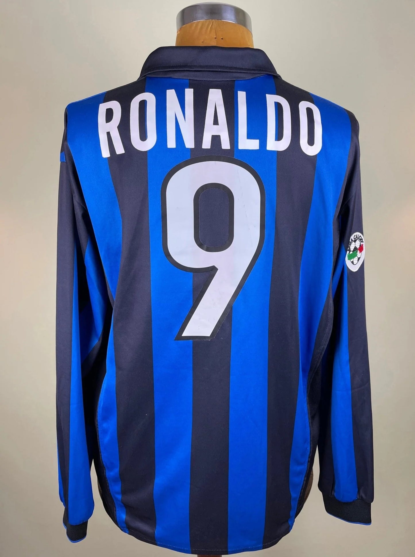 Match Shirt • Club • Inter • 1998 • Nike • Home • #9 • Ronaldo • Match Worn