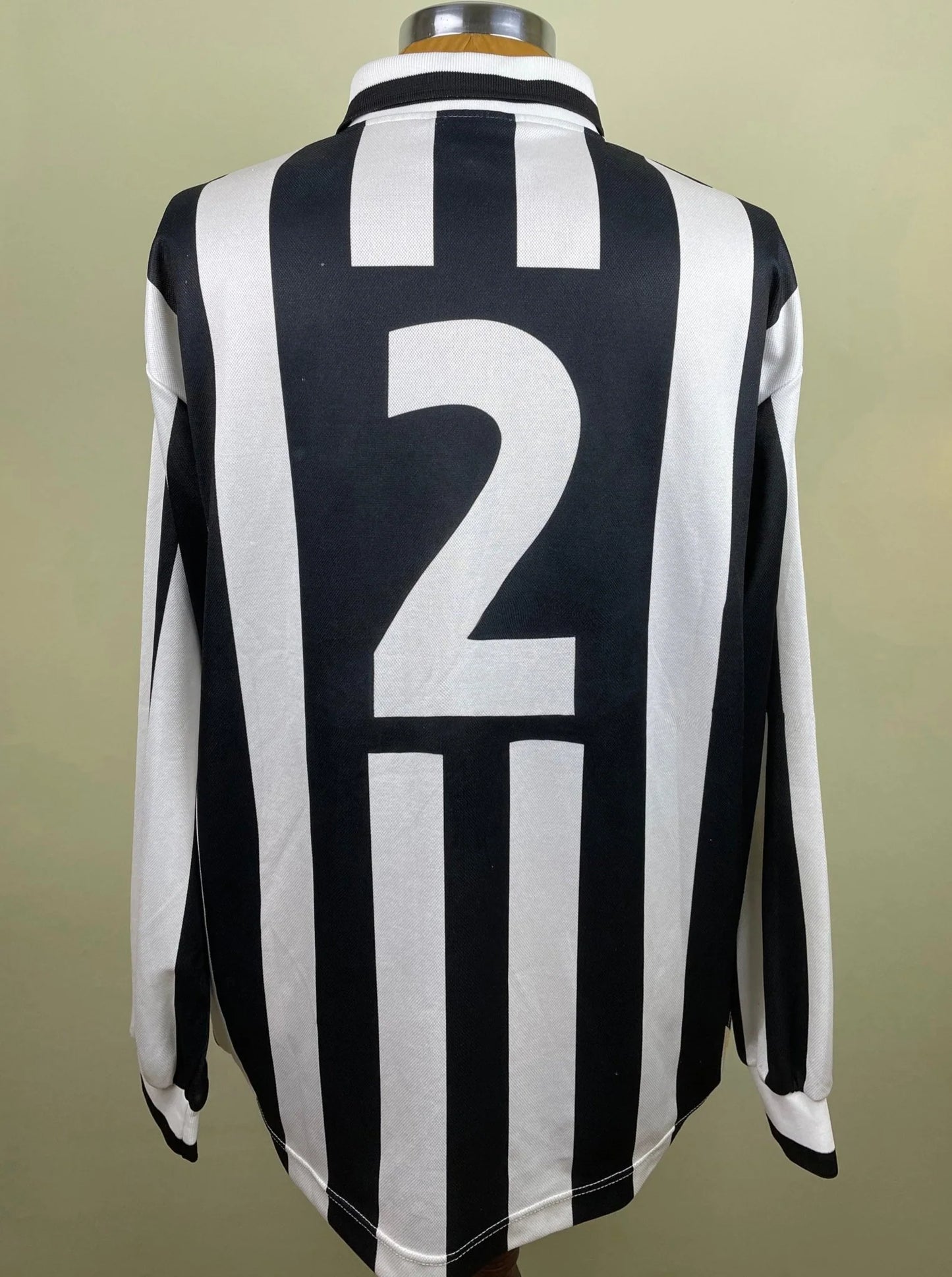 Match Shirt • Club • Juventus • 1994 • Kappa • Home • #2 • Ciro Ferrara • Match Worn