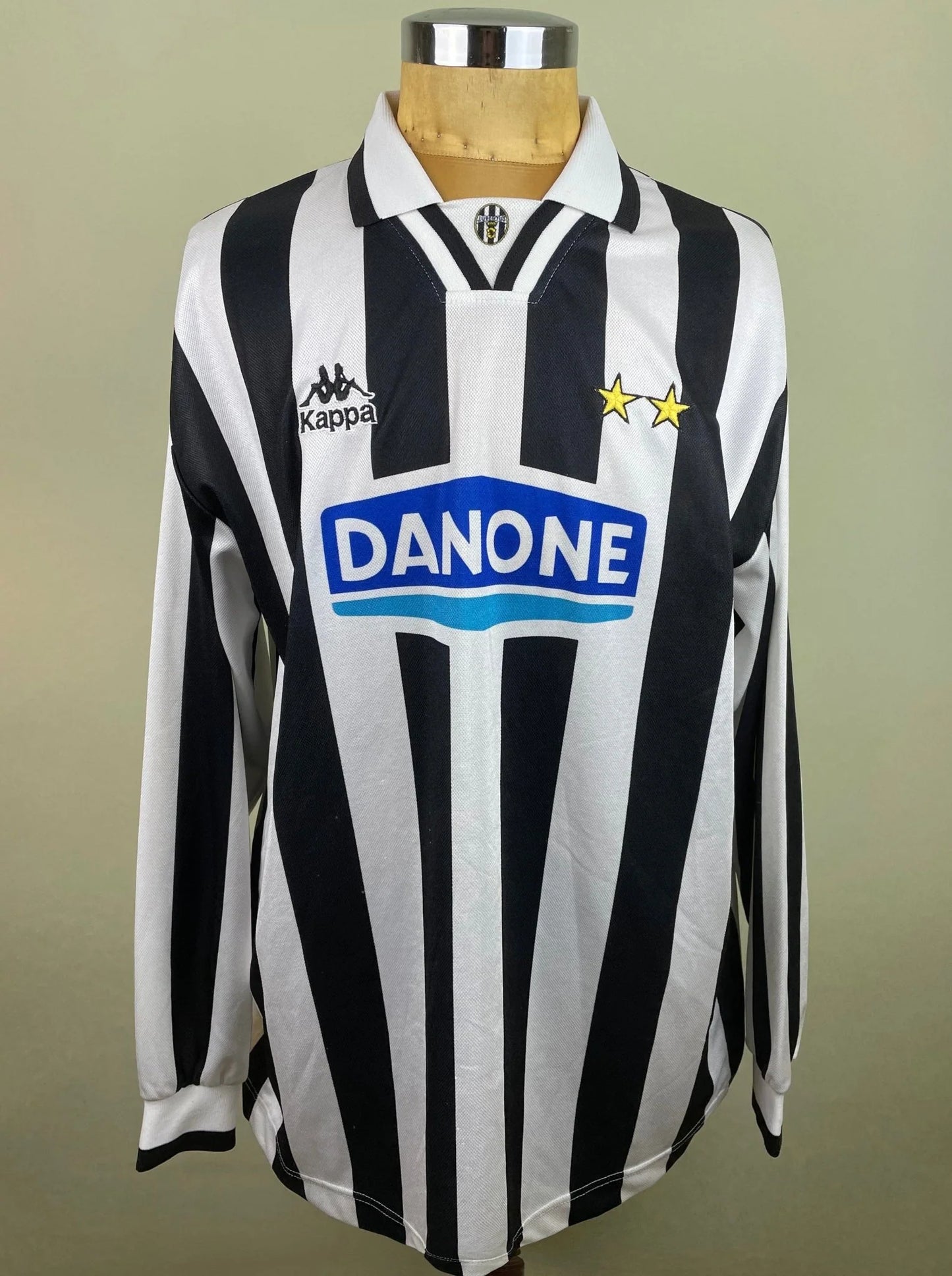 Match Shirt • Club • Juventus • 1994 • Kappa • Home • #2 • Ciro Ferrara • Match Worn