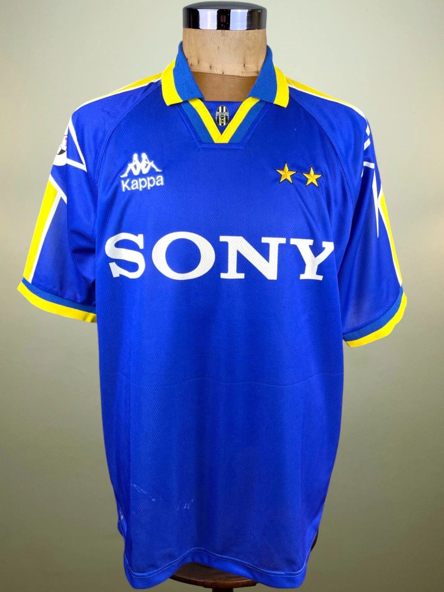 Match Shirt • Club • Juventus • 1996 • Kappa • Away • #15 • Christian Vieri • Match Worn