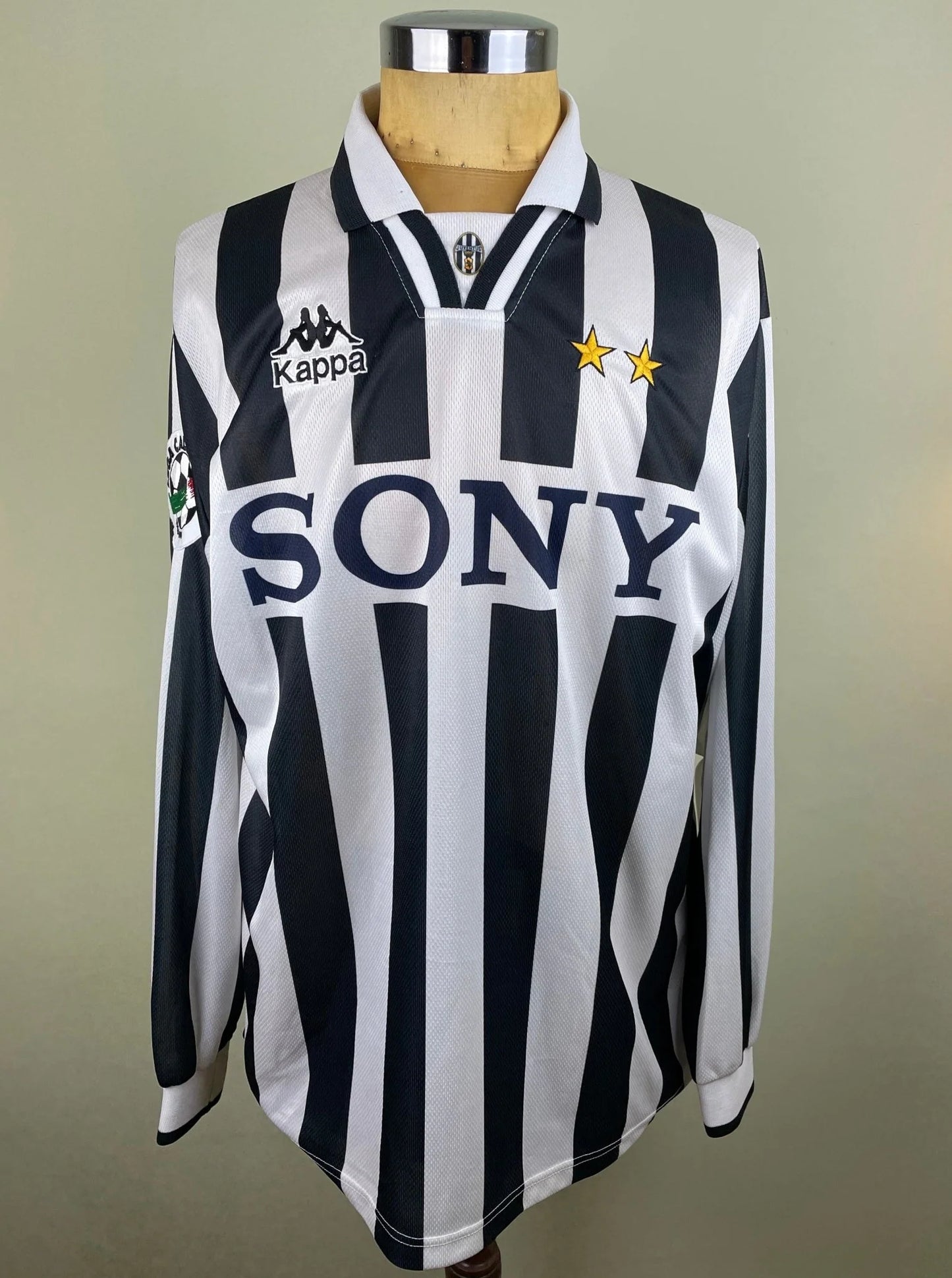 Match Shirt • Club • Juventus • 1996 • Kappa • Home • #7 • Angelo Di Livio • vs Napoli