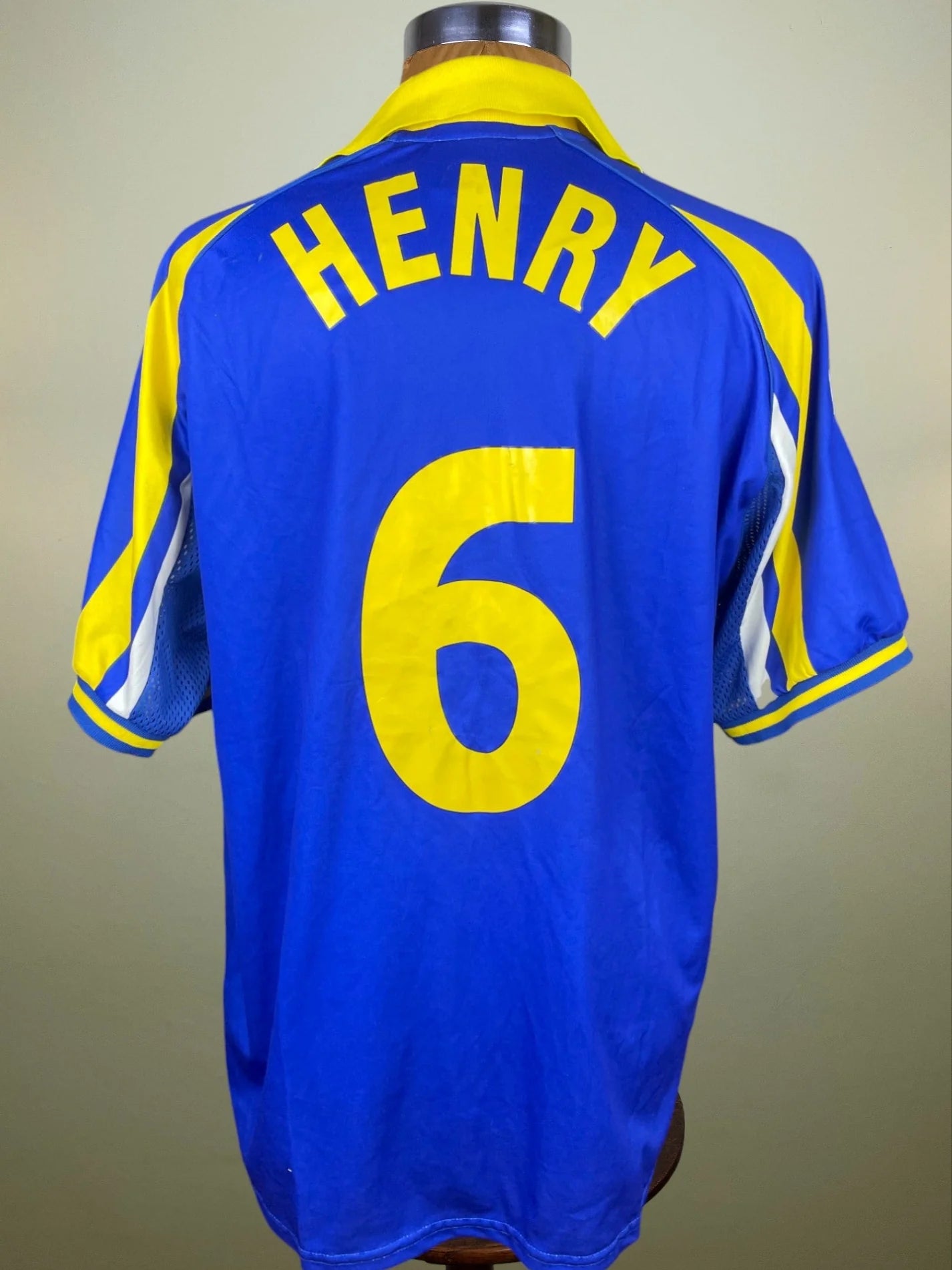 Match Shirt • Club • Juventus • 1998 • Kappa • Away • #6 • Thierry Henry • vs Bari