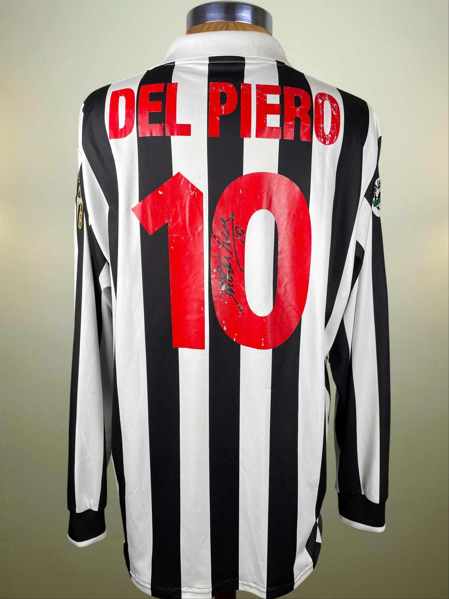 Match Shirt • Club • Juventus • 1998 • Kappa • Home • #10 • Alessandro del Piero • Match Worn • Signed