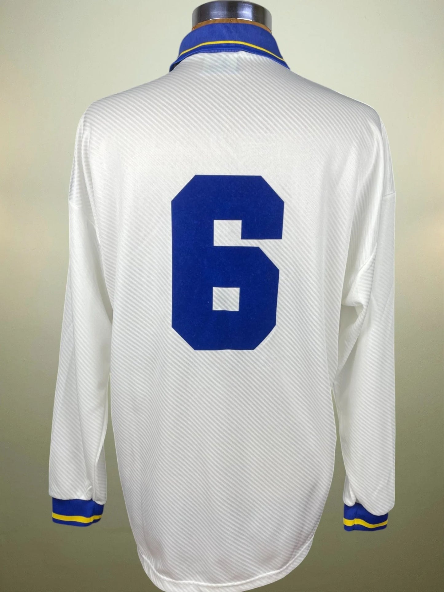 Match Shirt • Club • Parma • 1994 • Umbro • Home • #6 • Fernando Couto • Match Worn