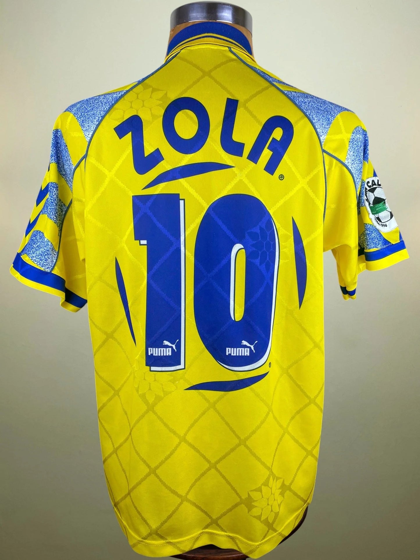 Match Shirt • Club • Parma • 1996 • Puma • Away • #10 • Gianfranco Zola • Match Prepared