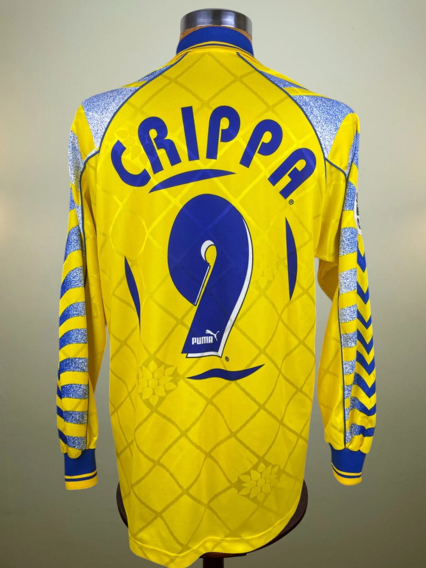 Match Shirt • Club • Parma • 1996 • Puma • Away • #9 • Massimo Crippa • Match Worn