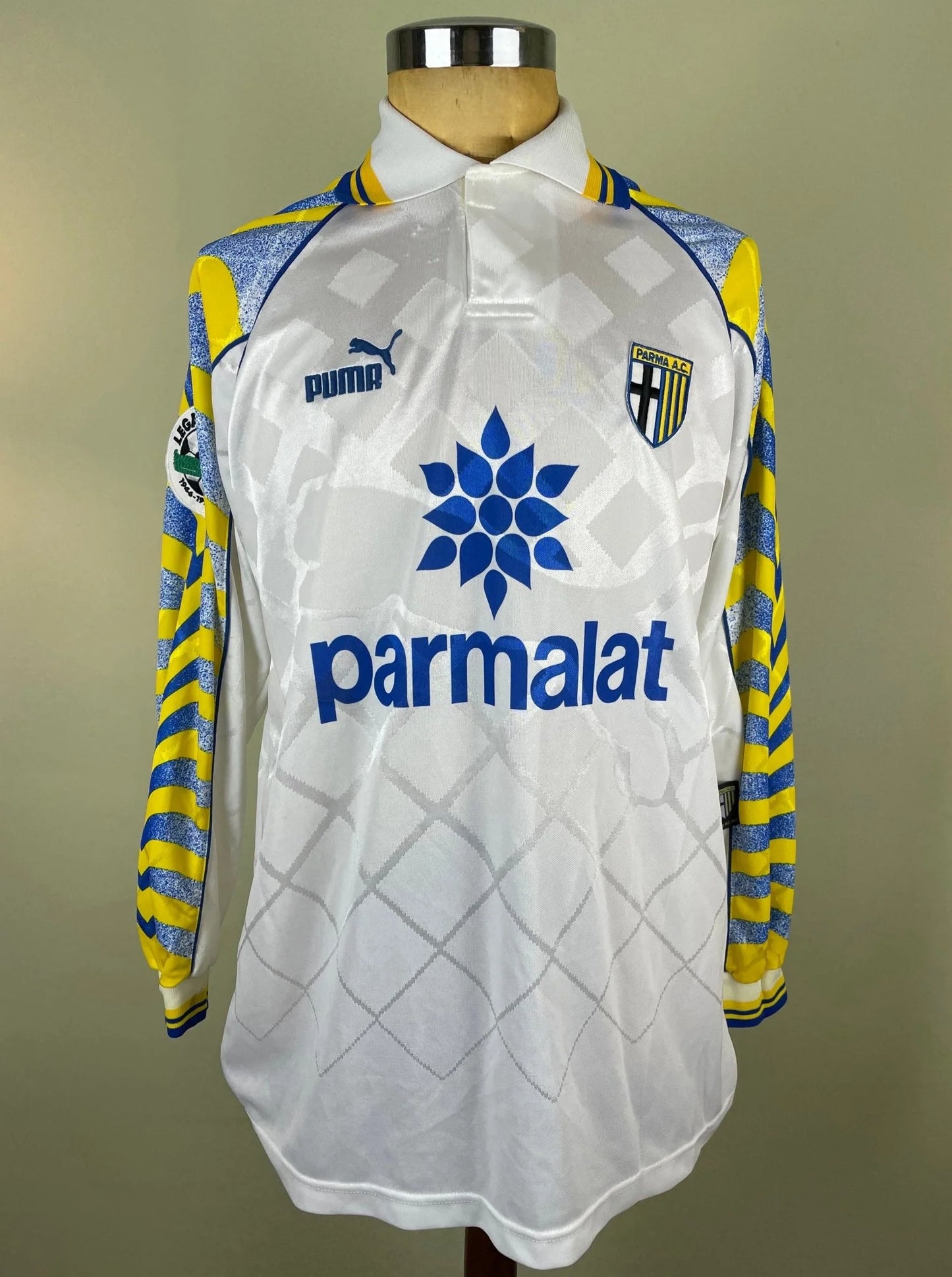 Match Shirt • Club • Parma • 1996 • Puma • Home • #17 • Fabio Cannavaro • Match Worn