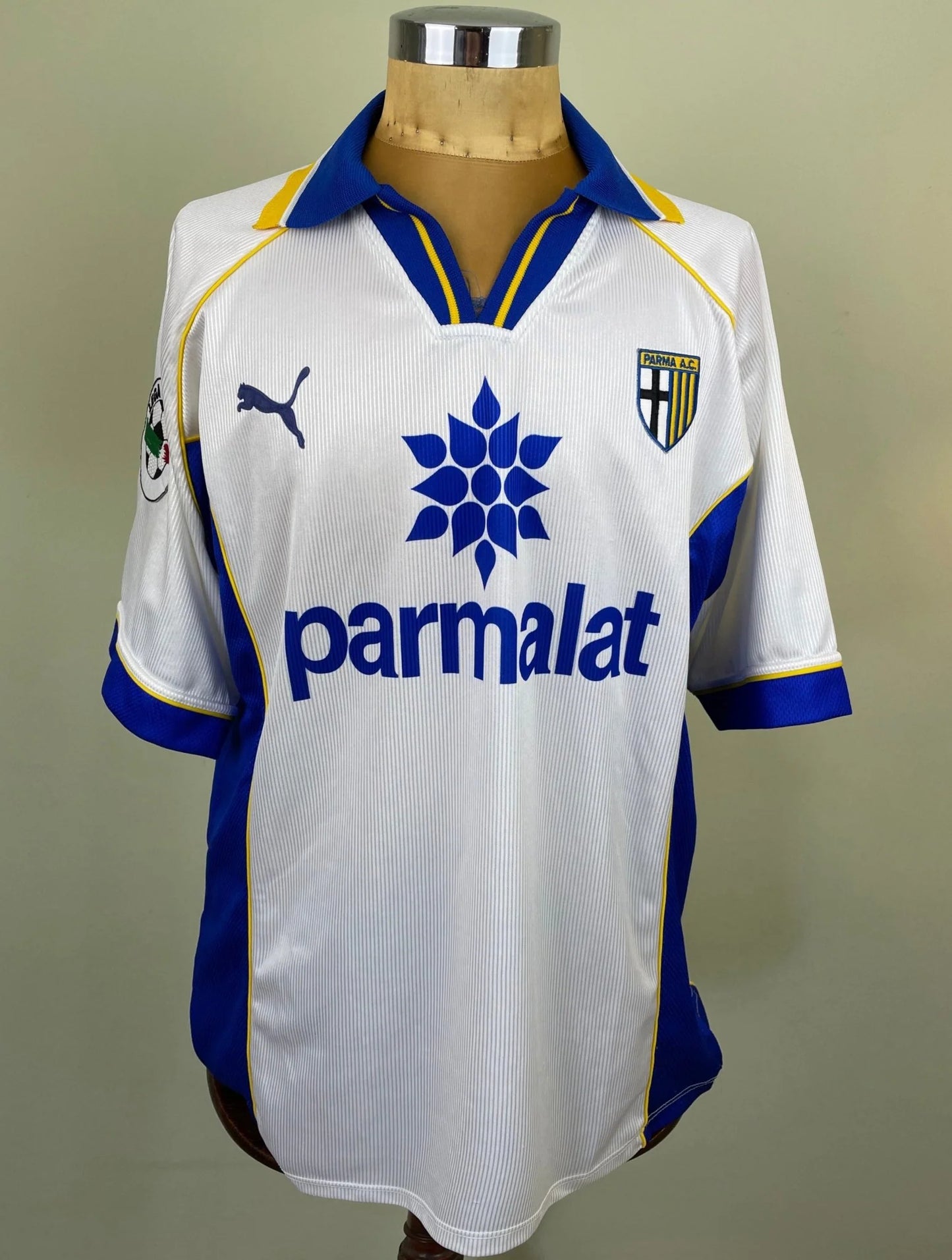 Match Shirt • Club • Parma • 1997 • Puma • Home • #11 • Hernan Crespo • Match Worn