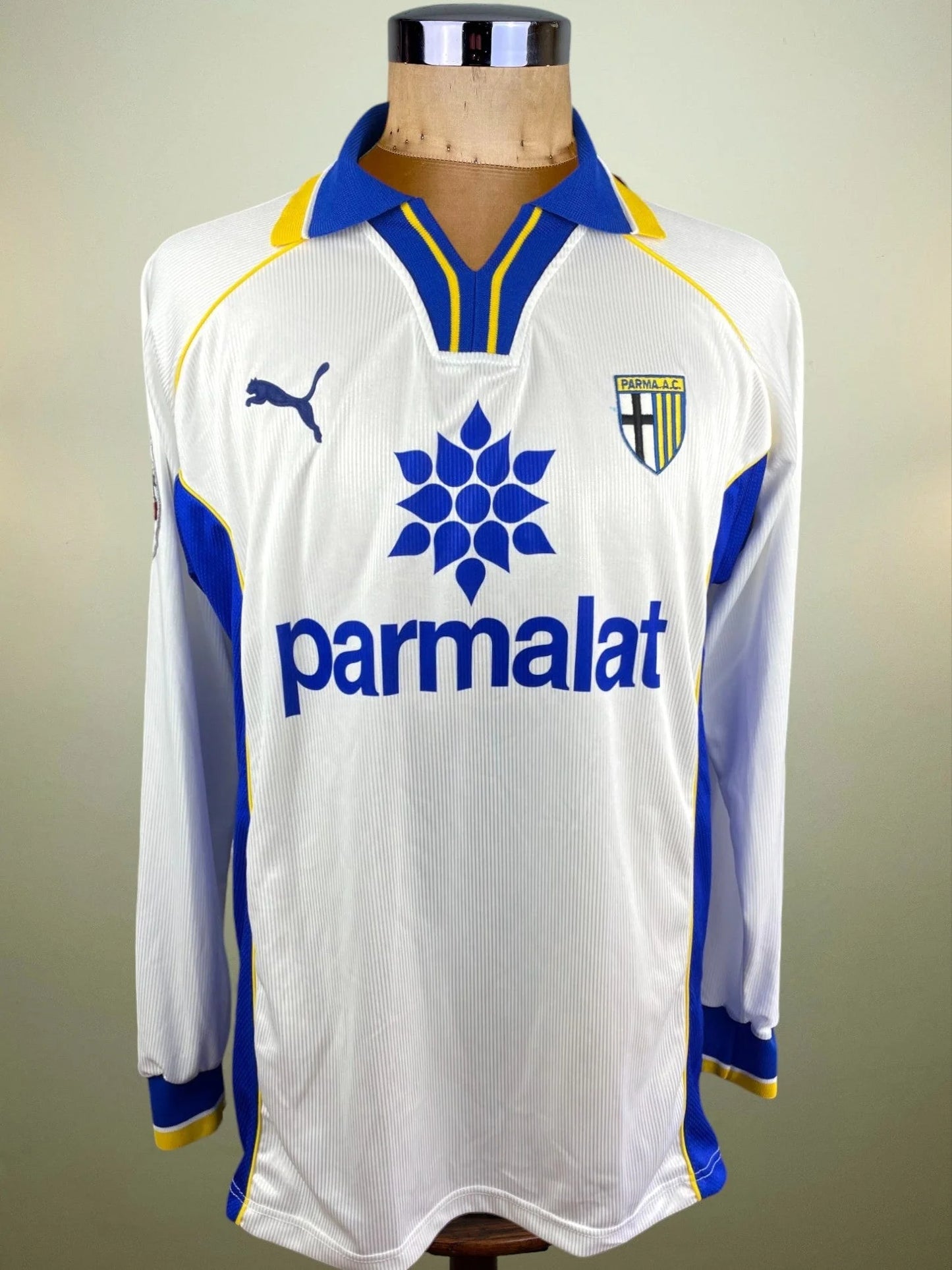 Match Shirt • Club • Parma • 1997 • Puma • Home • #20 • Enrico Chiesa • Match Worn