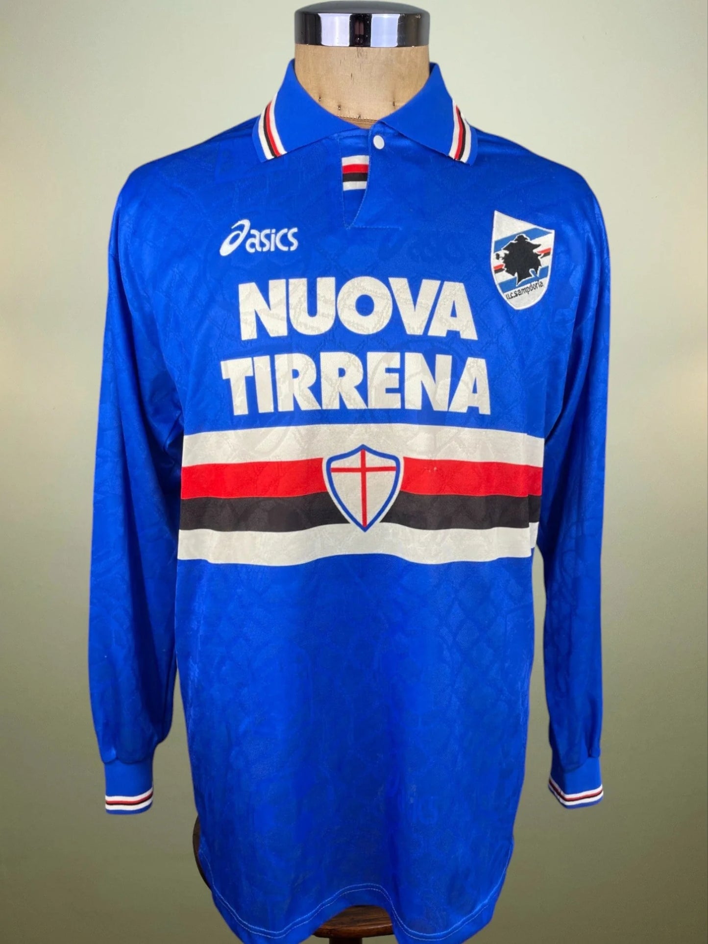 Match Shirt • Club • Sampdoria • 1995 • Asics • Home • #16 • Siniša Mihajlović • Match Worn