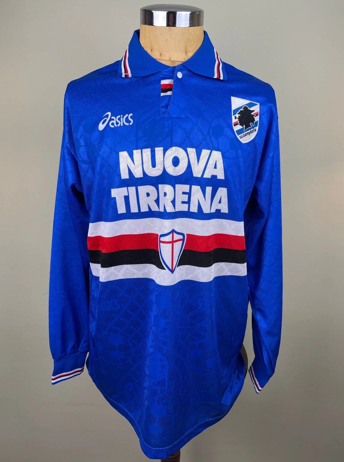 Match Shirt • Club • Sampdoria • 1995 • Asics • Home • #17 • Clarence Seedorf • Match Worn