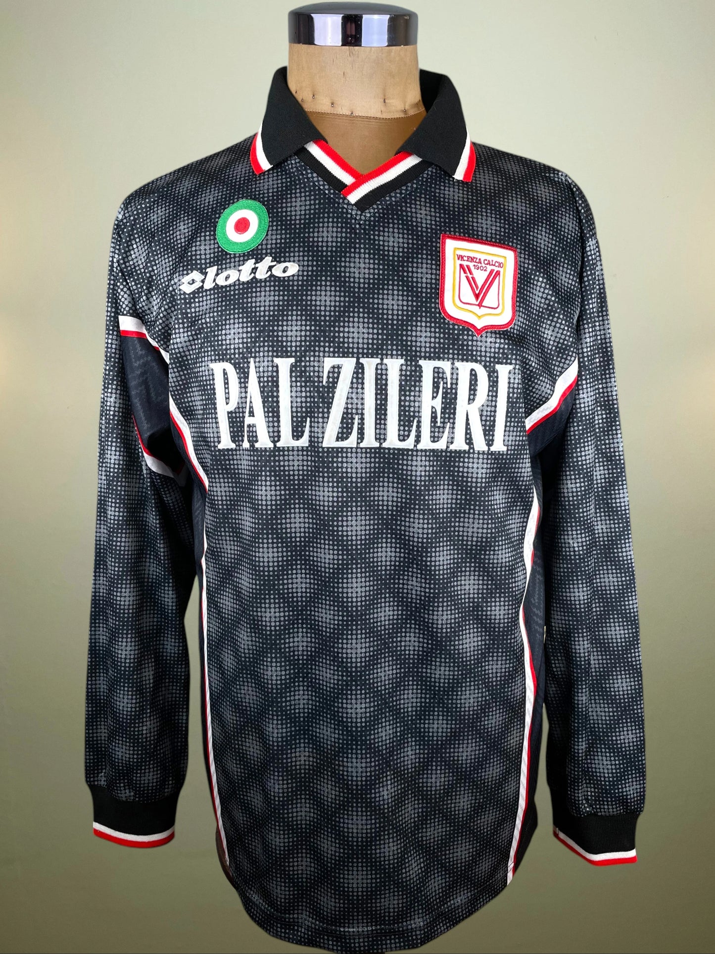 Match Shirt • Club • Vicenza • 1997 • Lotto • Away • #9 • Pasquale Luiso • Match Worn
