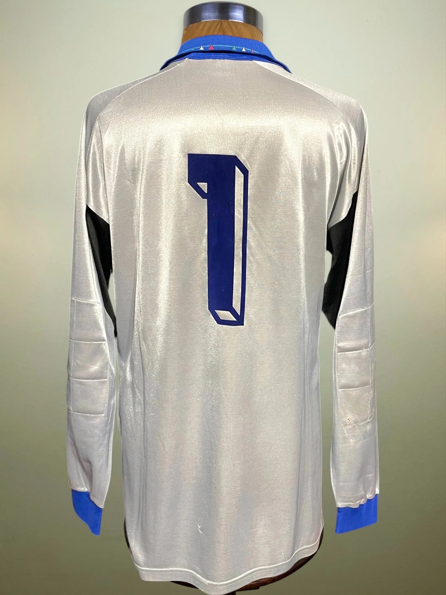 Match Shirt • National • Italia • 1992 • Diadora • Keeper • #1 • Gianluca Pagliuca • WC 94 Qualifiers
