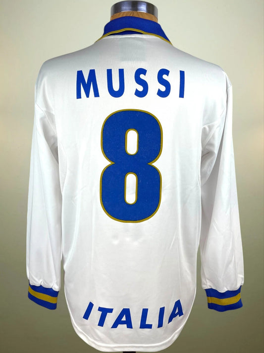 Match Shirt • National • Italia • 1996 • Nike • Home • 8 • Roberto Mussi • Match Prepared - Calcio 90