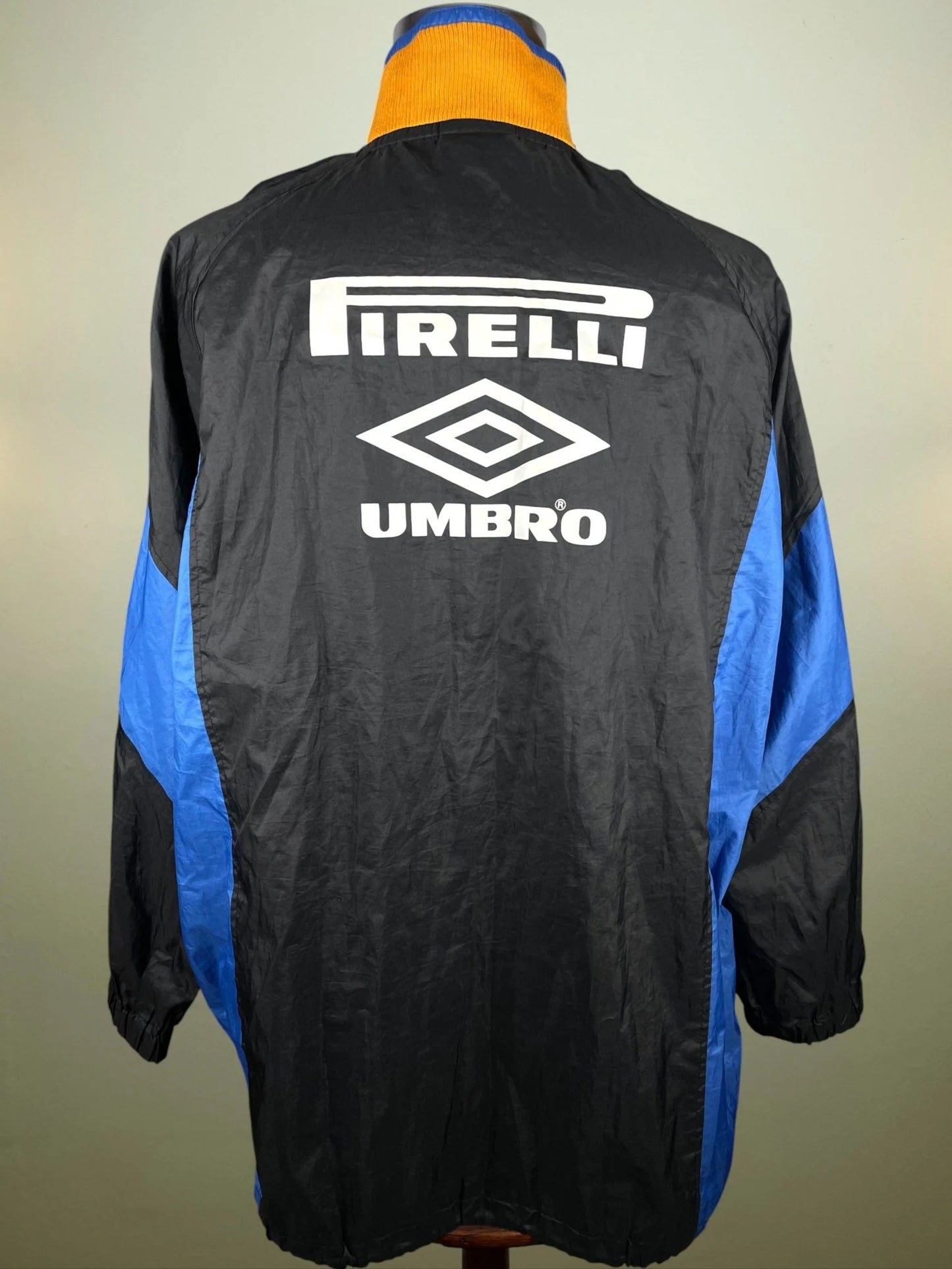 Player Issue Training • Inter • 1997 • Umbro Waterproof Jacket • Size XL