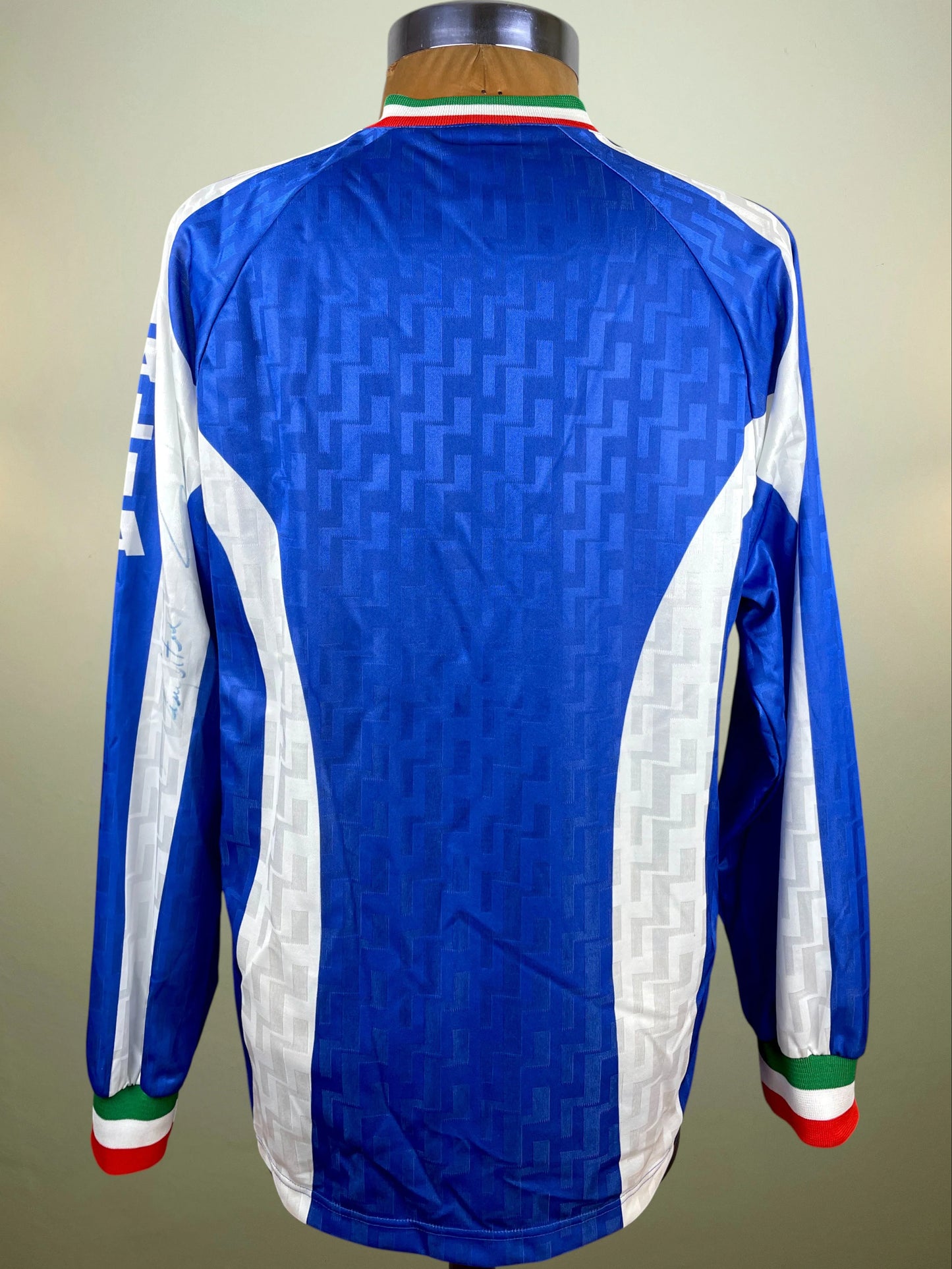 Player Issue Training • Italia • 1995 • Nike Training Top • Size XL • Signed by Sandro Cois
