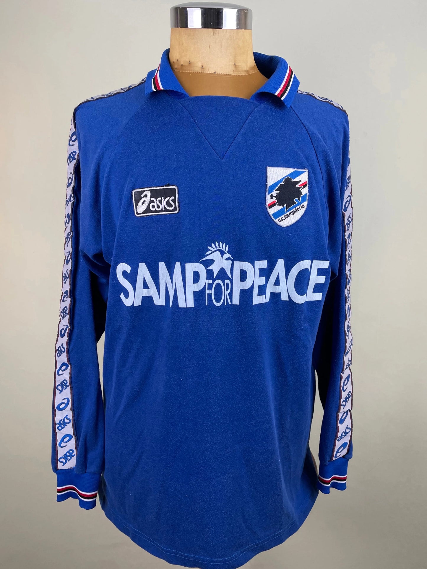 Player Issue Training • Sampdoria • 1995 • Asics Training Top • Size M