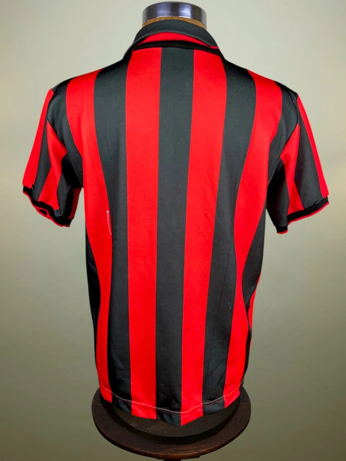 Store Shirt • AC Milan • 1990 • Adidas • Home • Size L