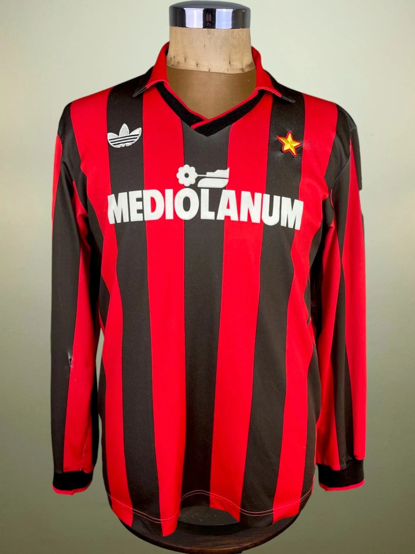 Store Shirt • AC Milan • 1991 • Adidas • Home • Size M