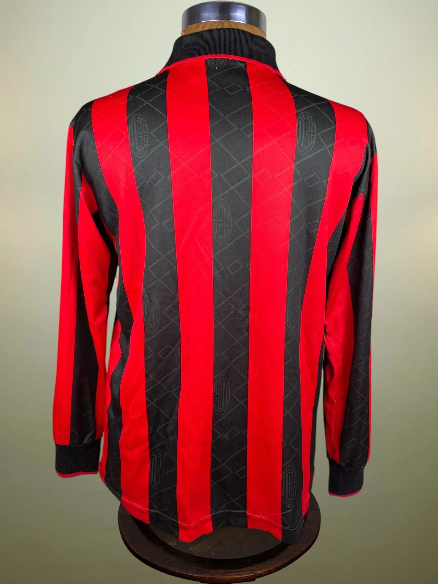 Store Shirt • AC Milan • 1994 • Lotto • Home • Intercontinental Cup Final • Size M