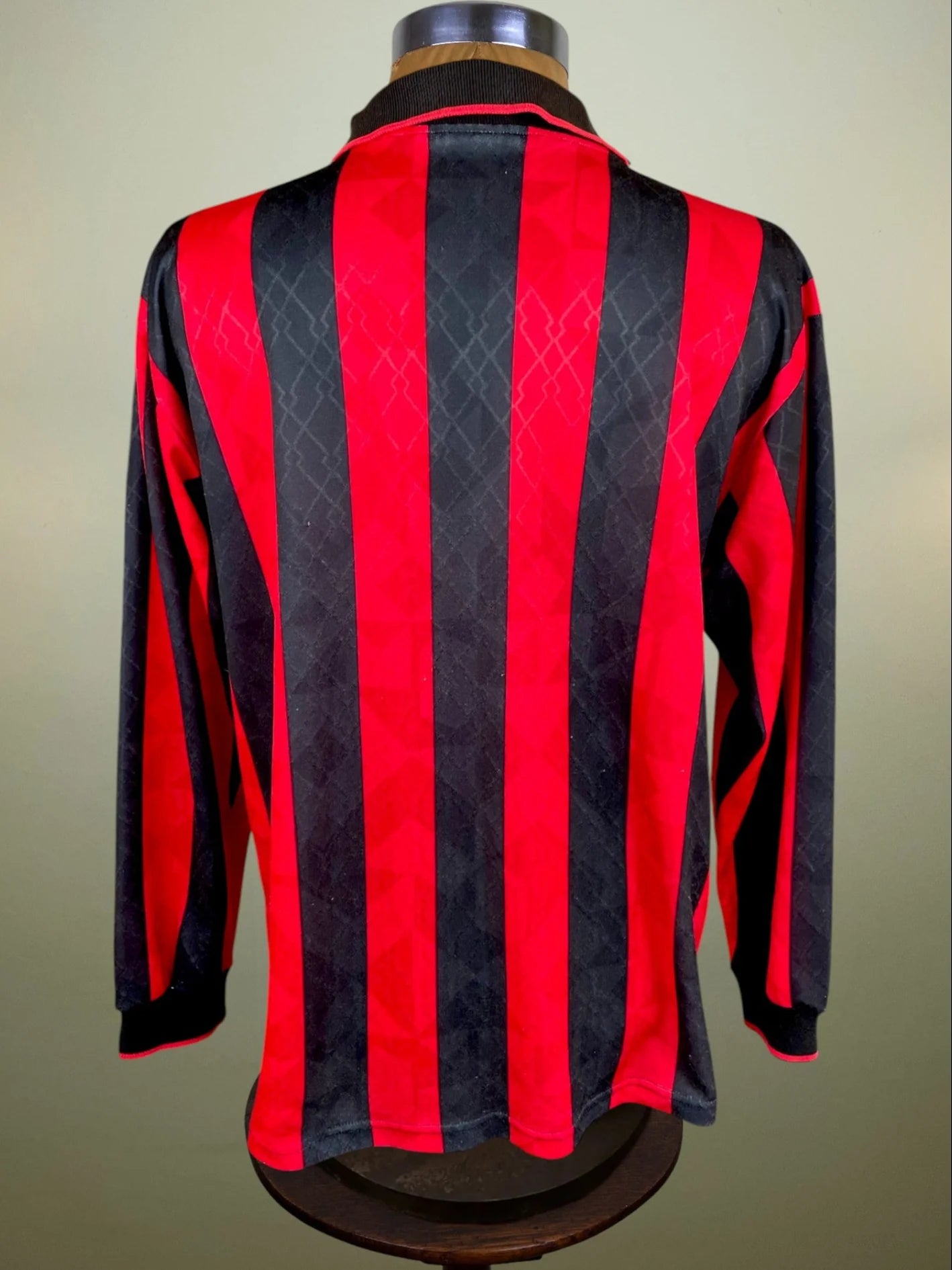 Store Shirt • AC Milan • 1995 • Lotto • Home • Size XL