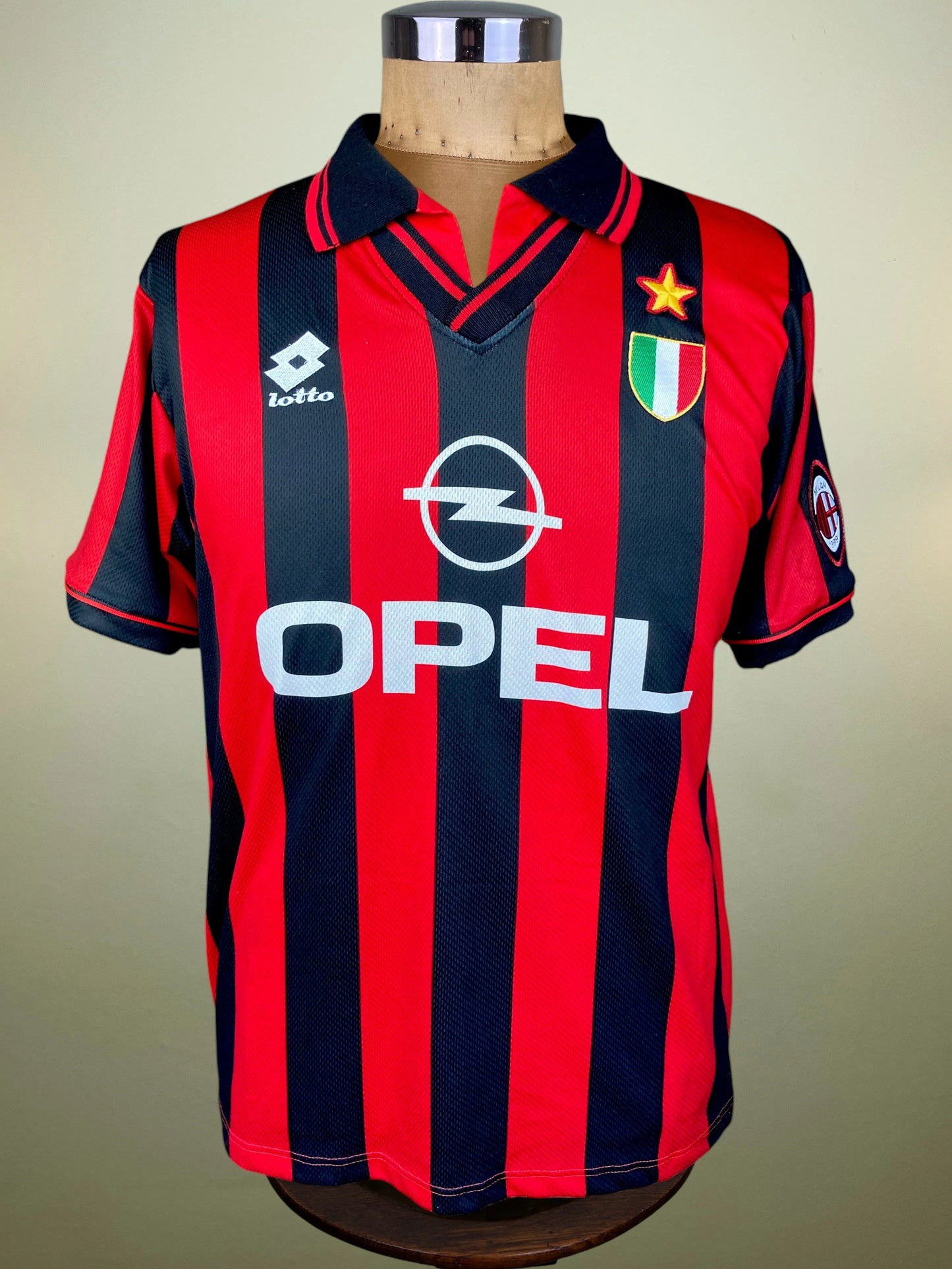  featuring 'BAGGIO' and the number '18' on the back